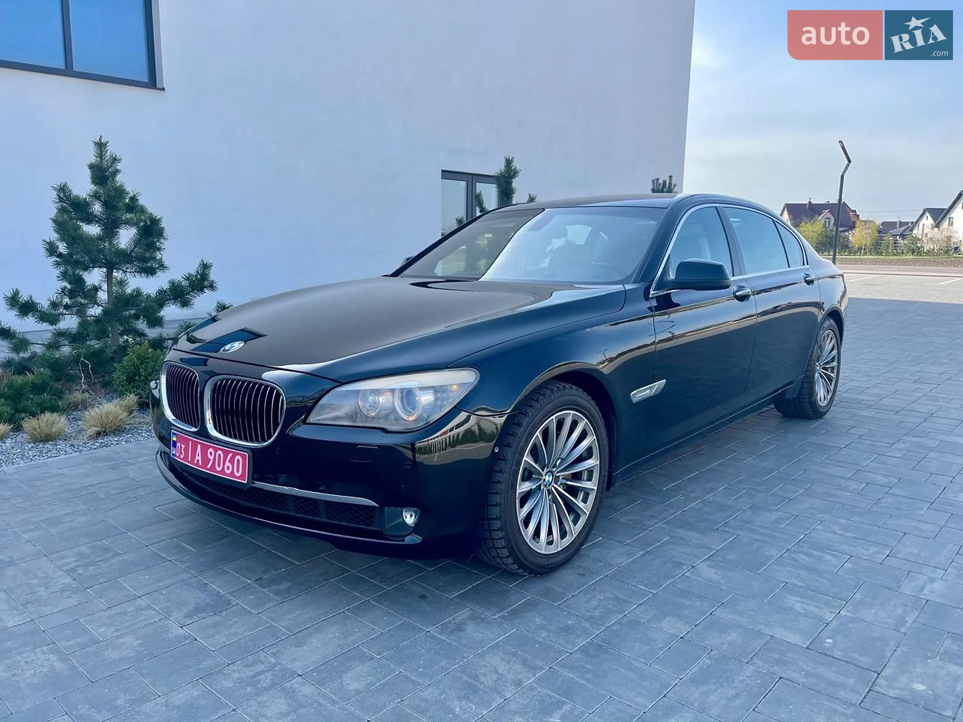 2011 BMW 7er - мініатюра 7