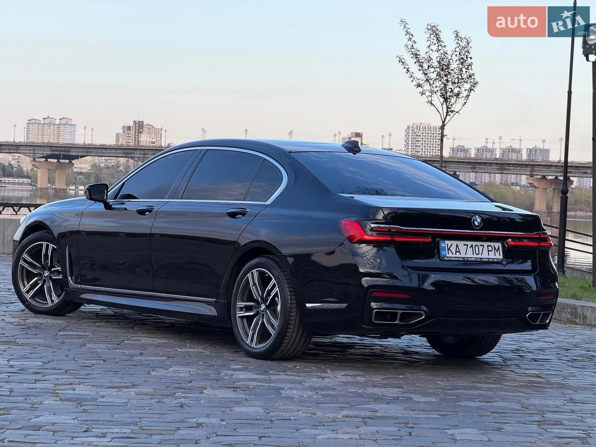 2020 BMW 7er - мініатюра 10