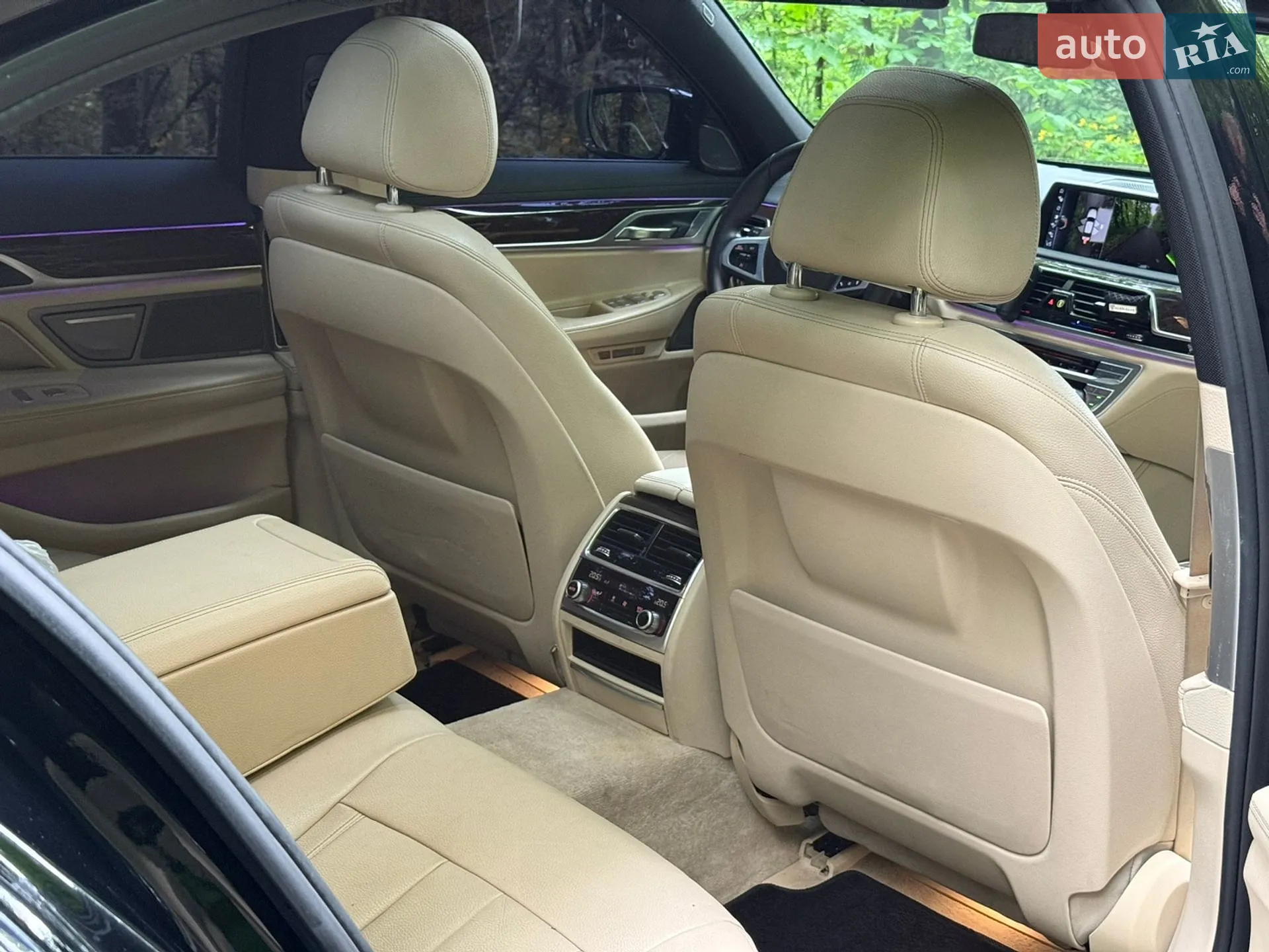 2016 BMW 7er - мініатюра 18