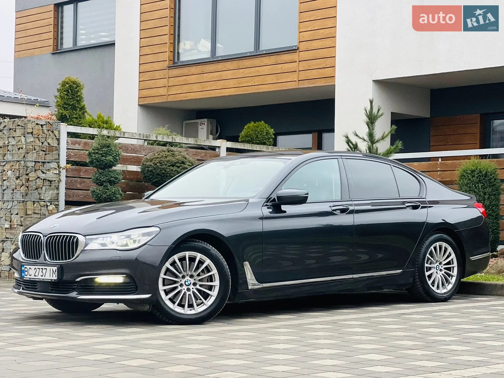 2016 BMW 7er - мініатюра 4