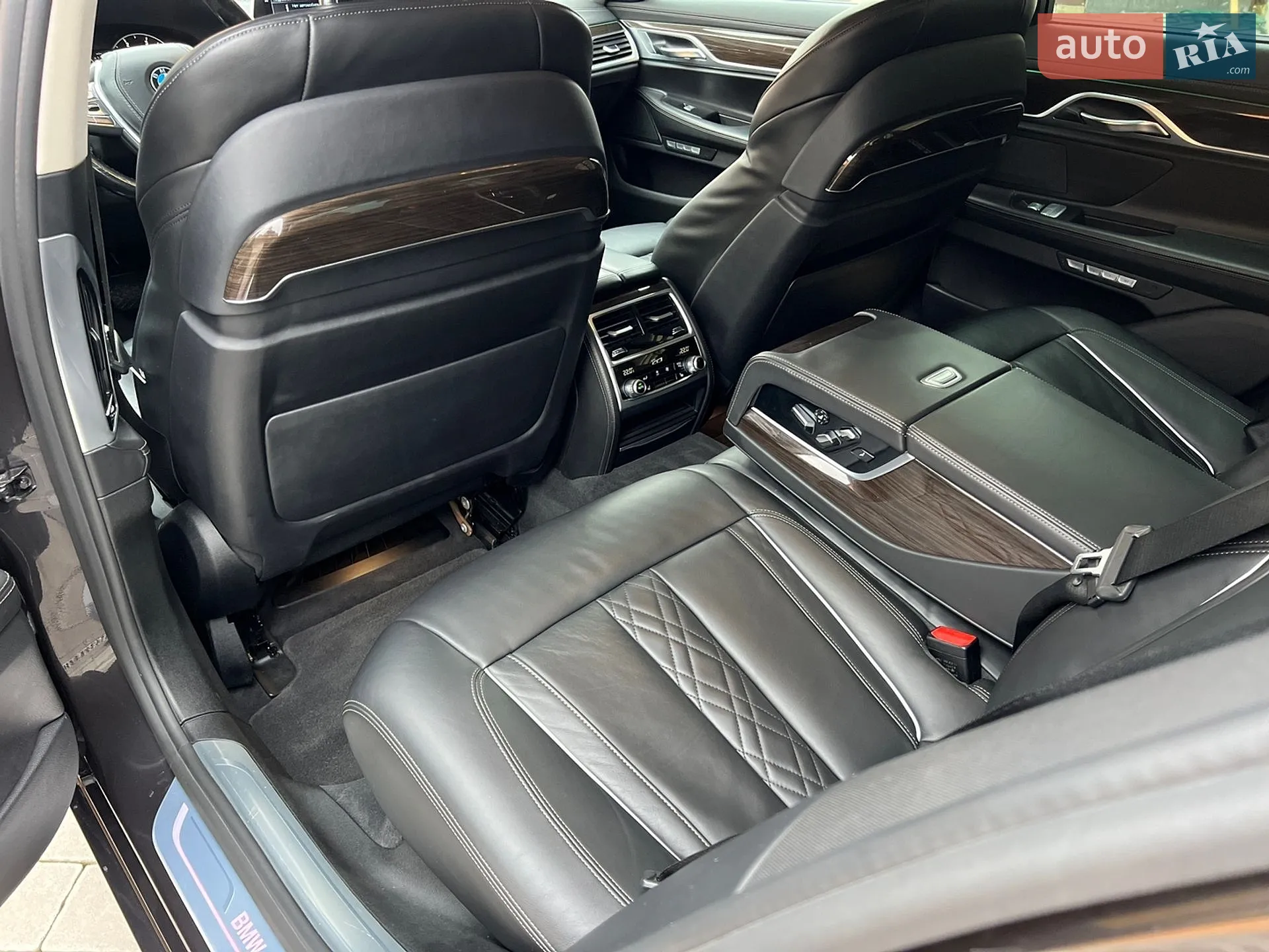 2016 BMW 7er - мініатюра 32