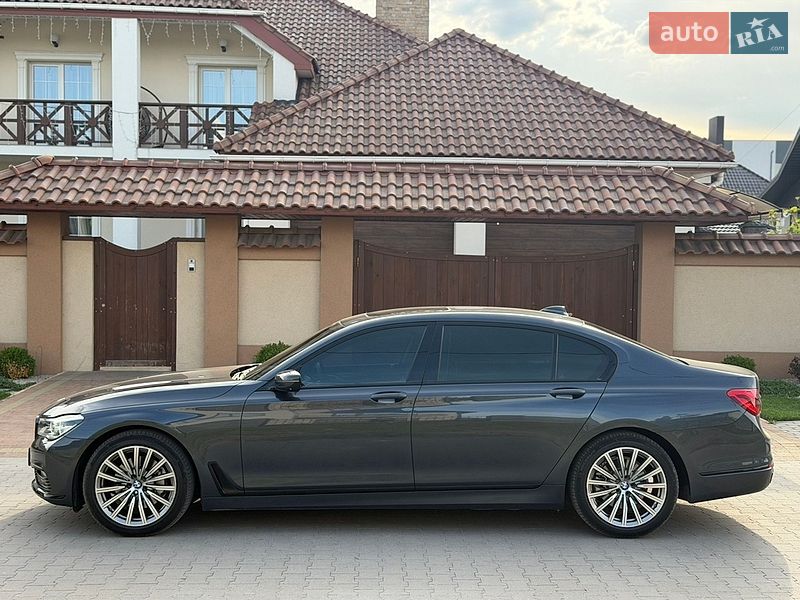Седан BMW 7 Series 2015 в Рівному