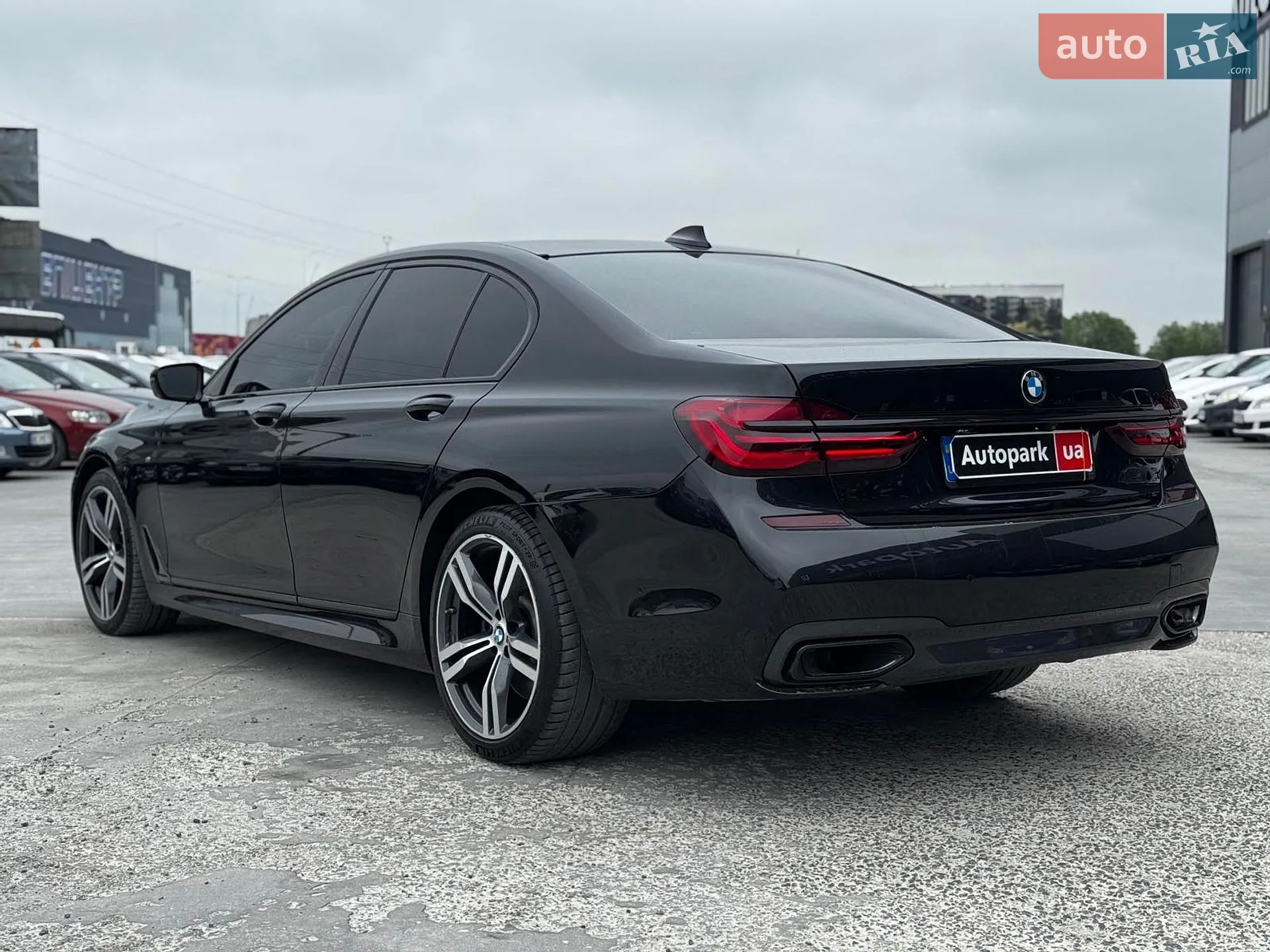 2017 BMW 7er - мініатюра 17