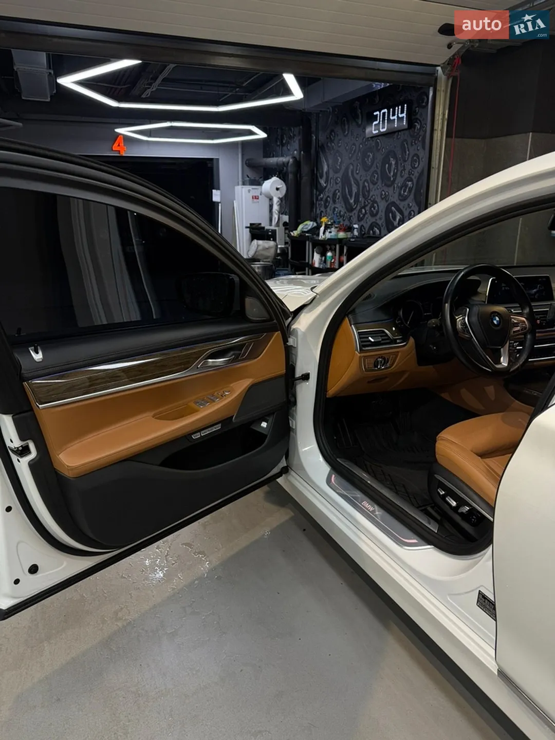 2015 BMW 7er - мініатюра 8