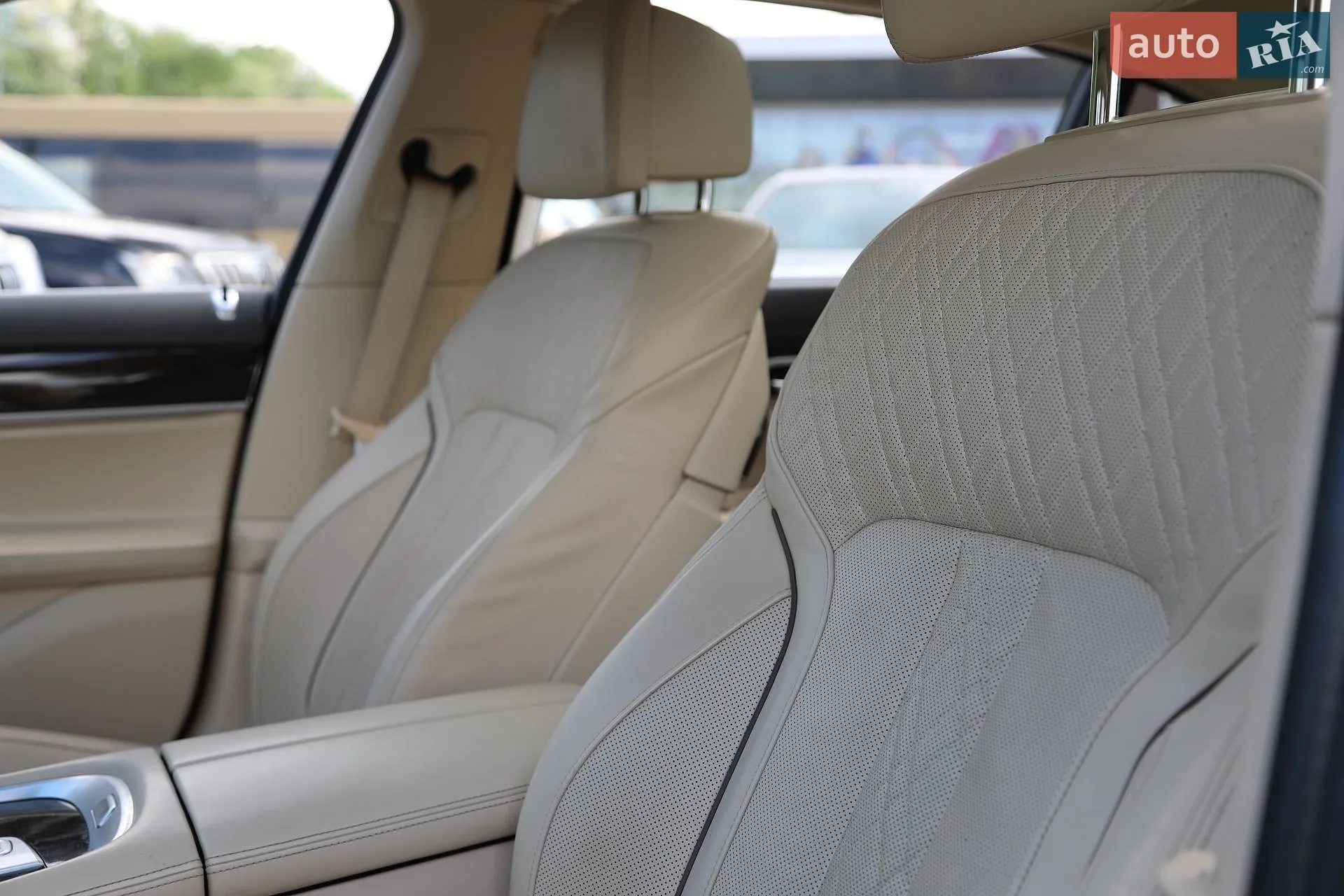 2015 BMW 7er - мініатюра 16
