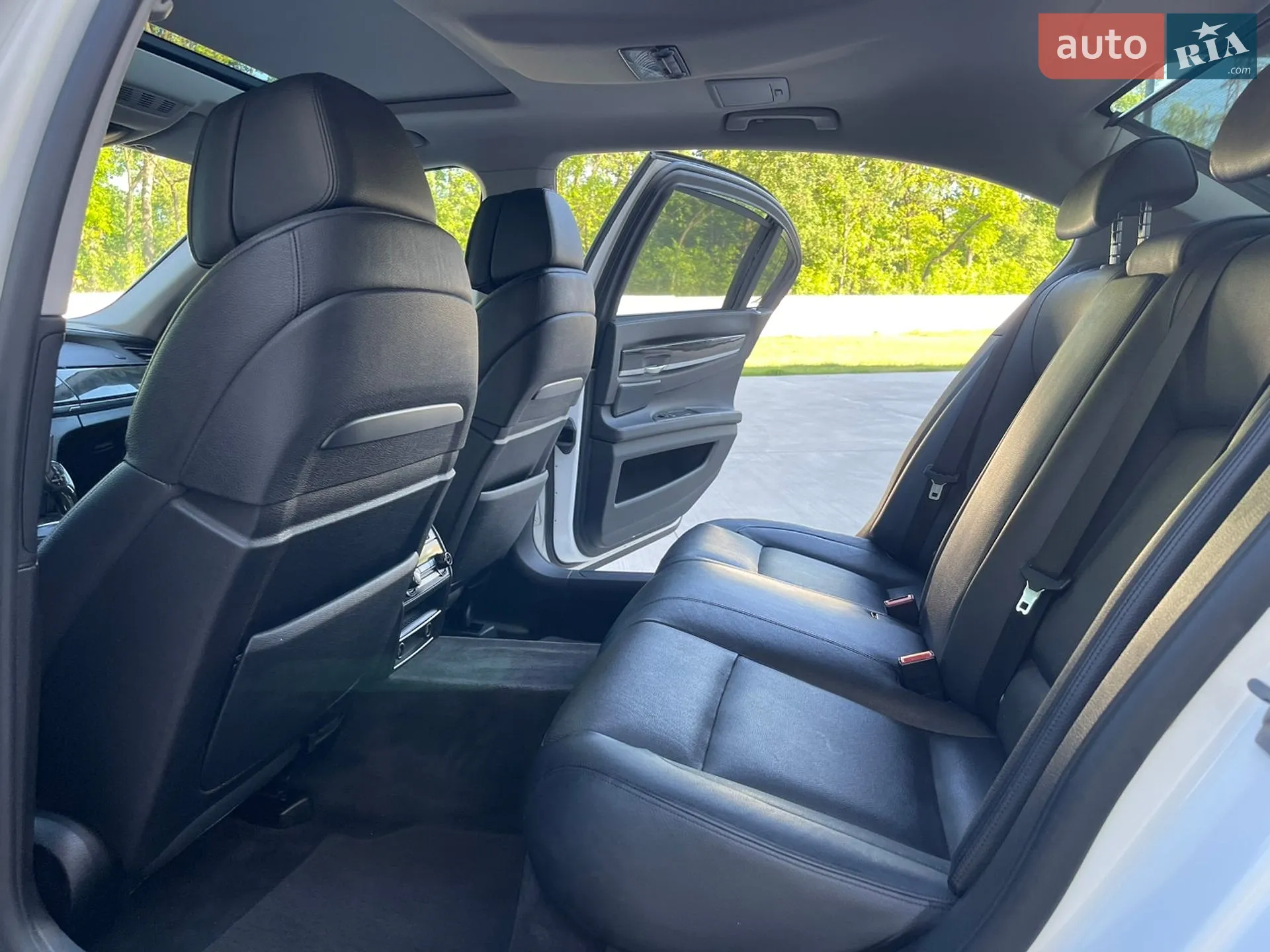 2012 BMW 7er - мініатюра 42