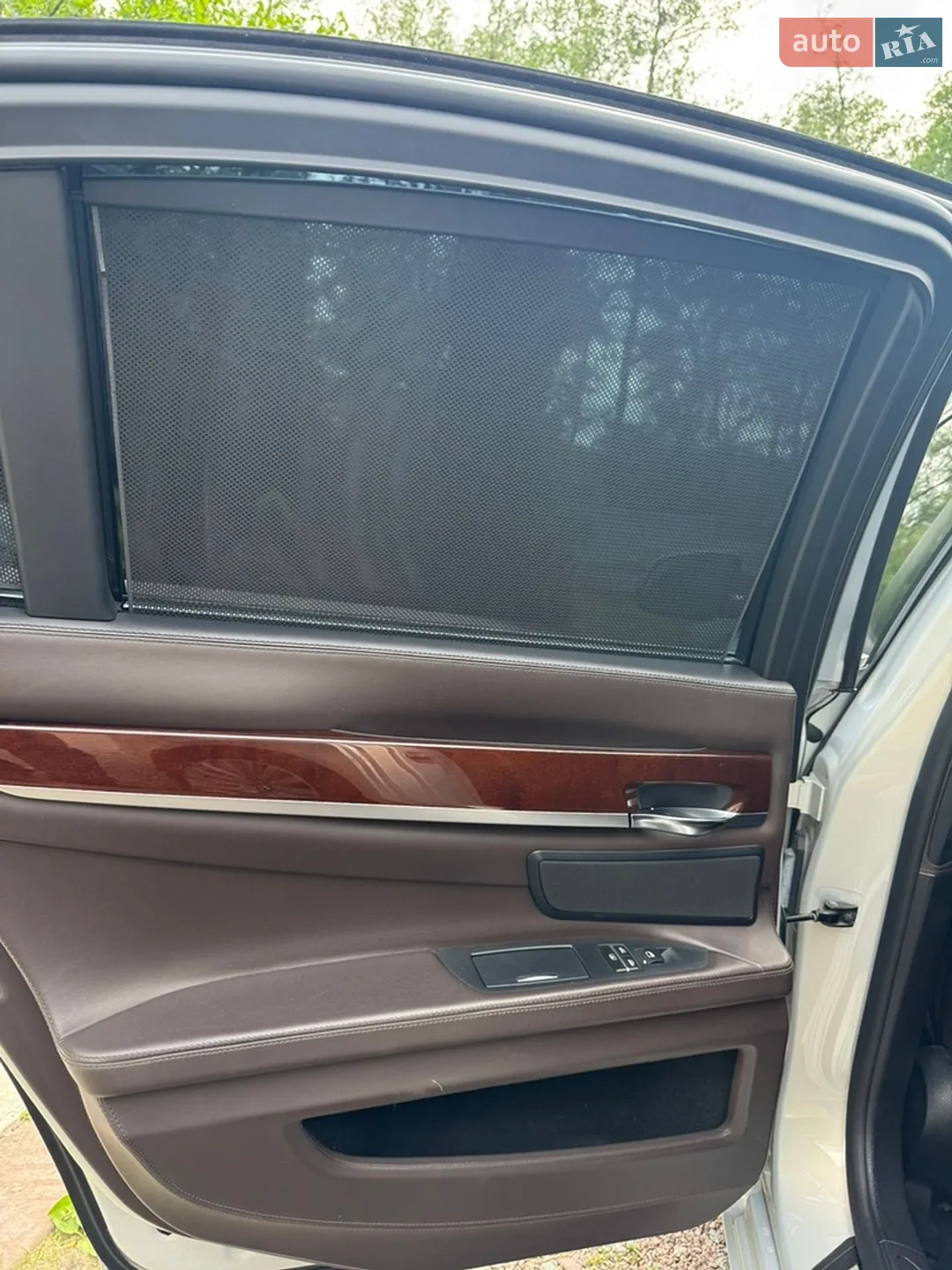 2012 BMW 7er - мініатюра 18