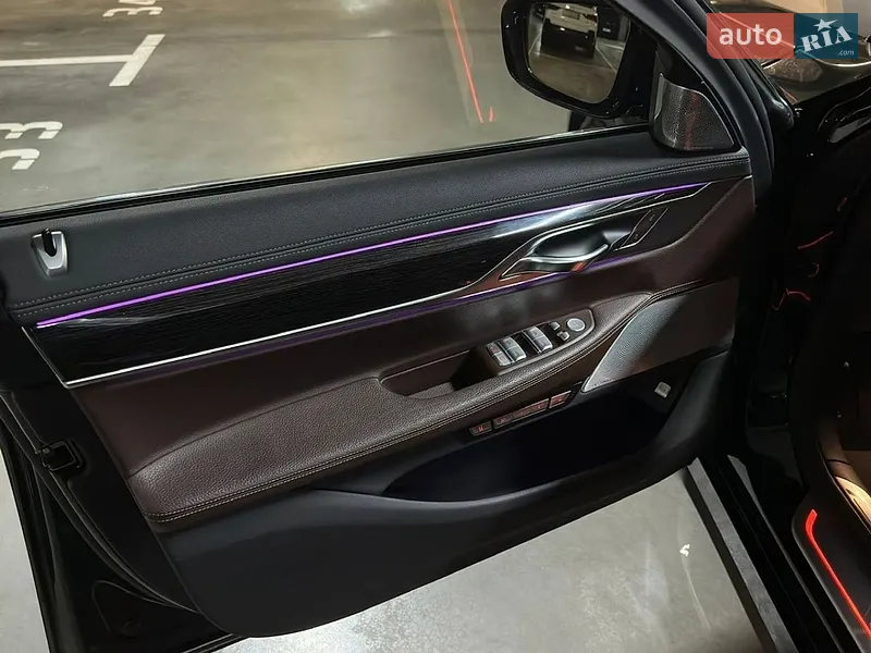BMW 7 Series 2015 VIN WBA7F21040G382450 фото оголошення 35 з 80