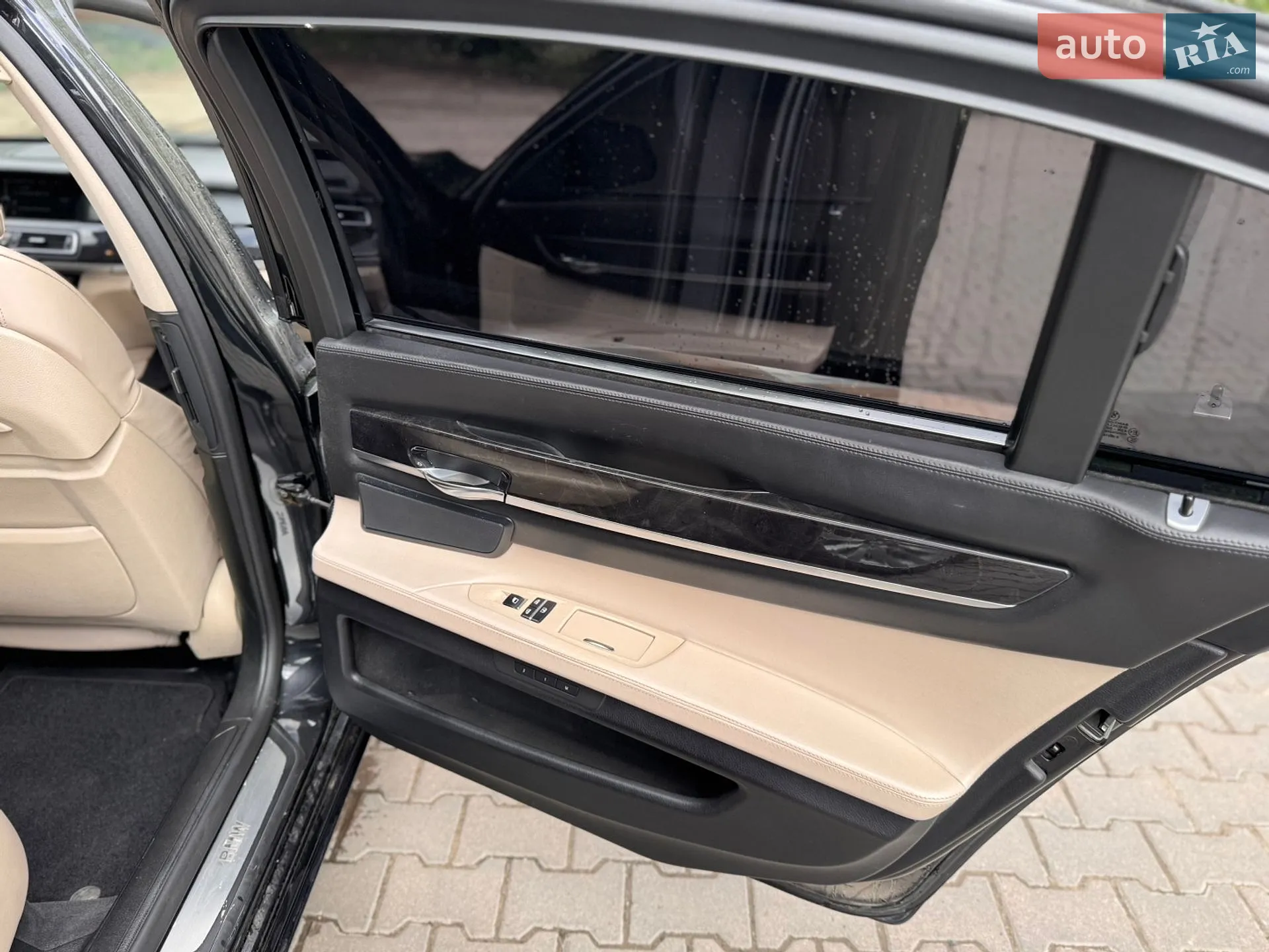 2011 BMW 7er - мініатюра 20
