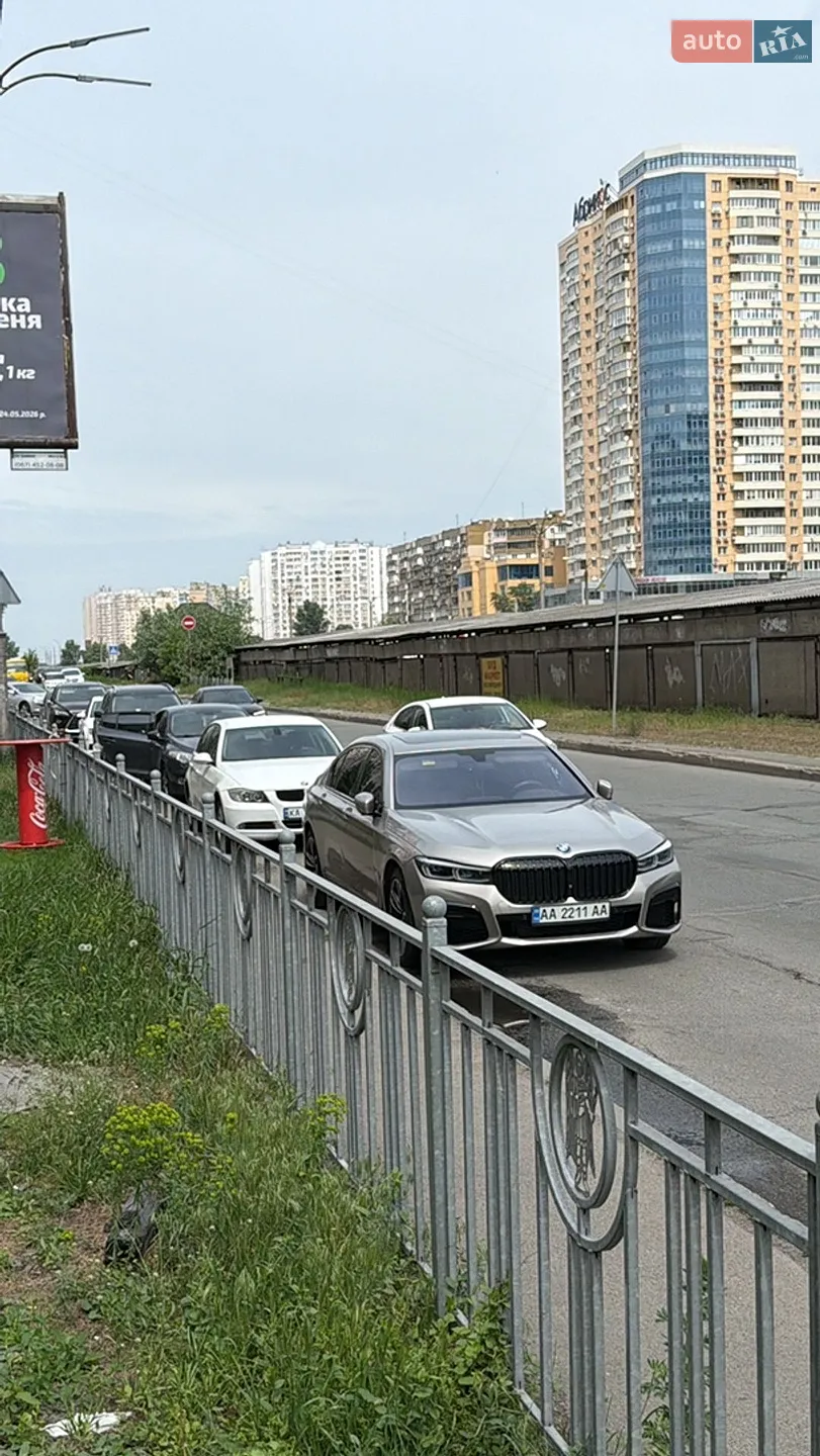 2016 BMW 7er - мініатюра 12