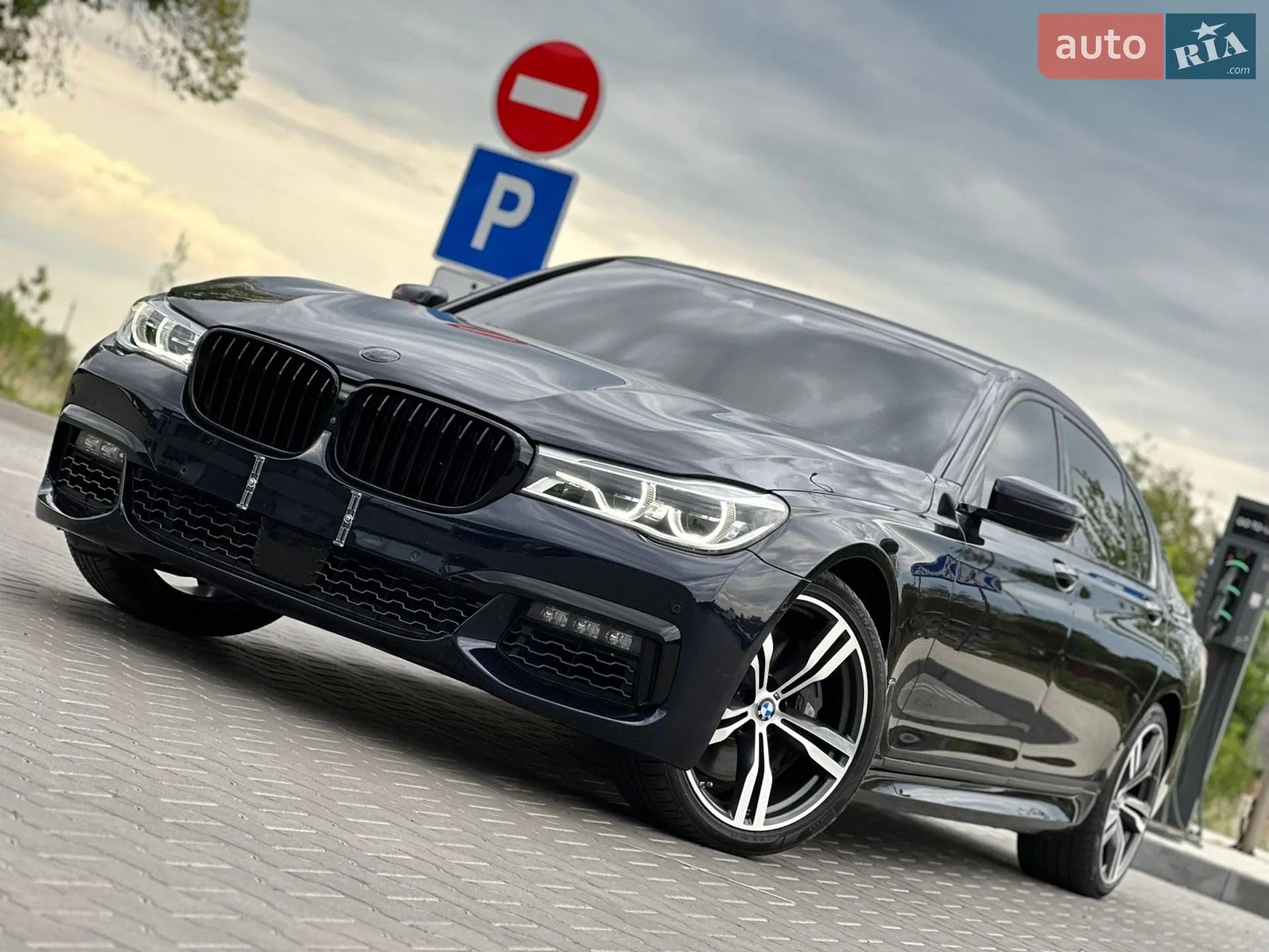 2016 BMW 7er - мініатюра 20
