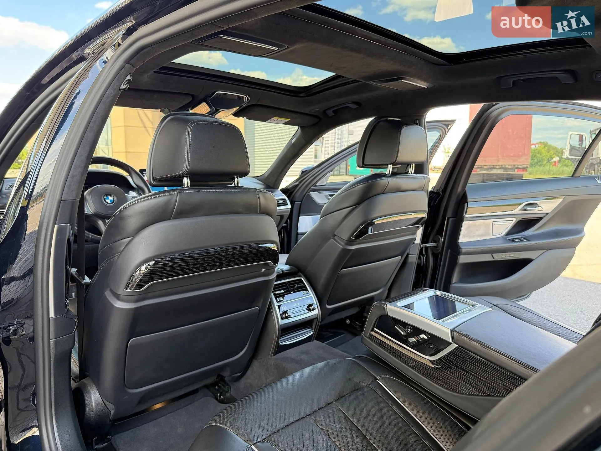 2020 BMW 7er - мініатюра 38