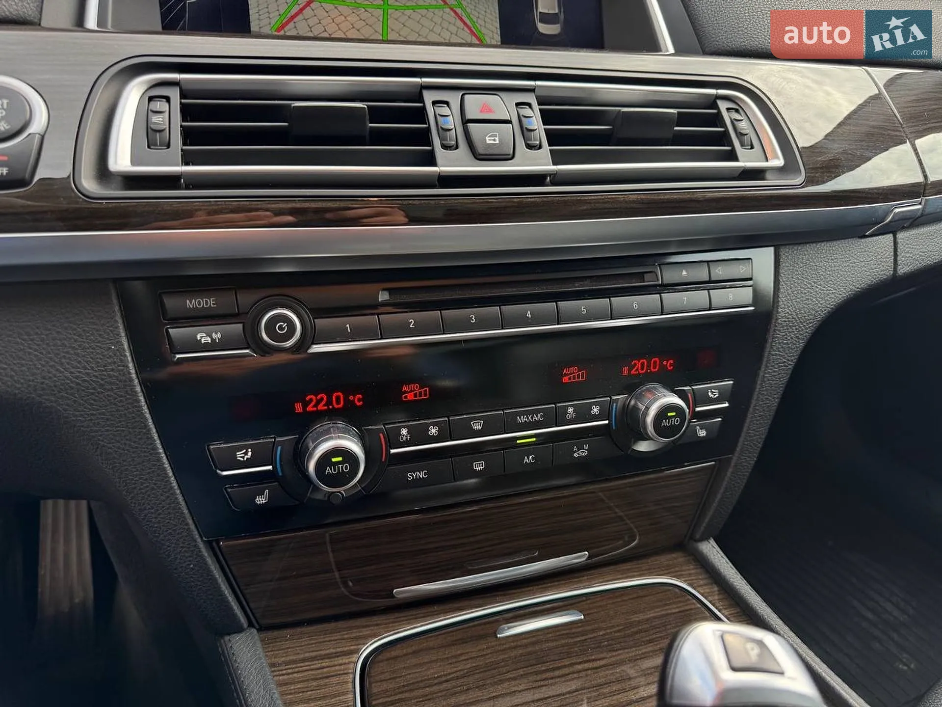 2015 BMW 7er - мініатюра 20