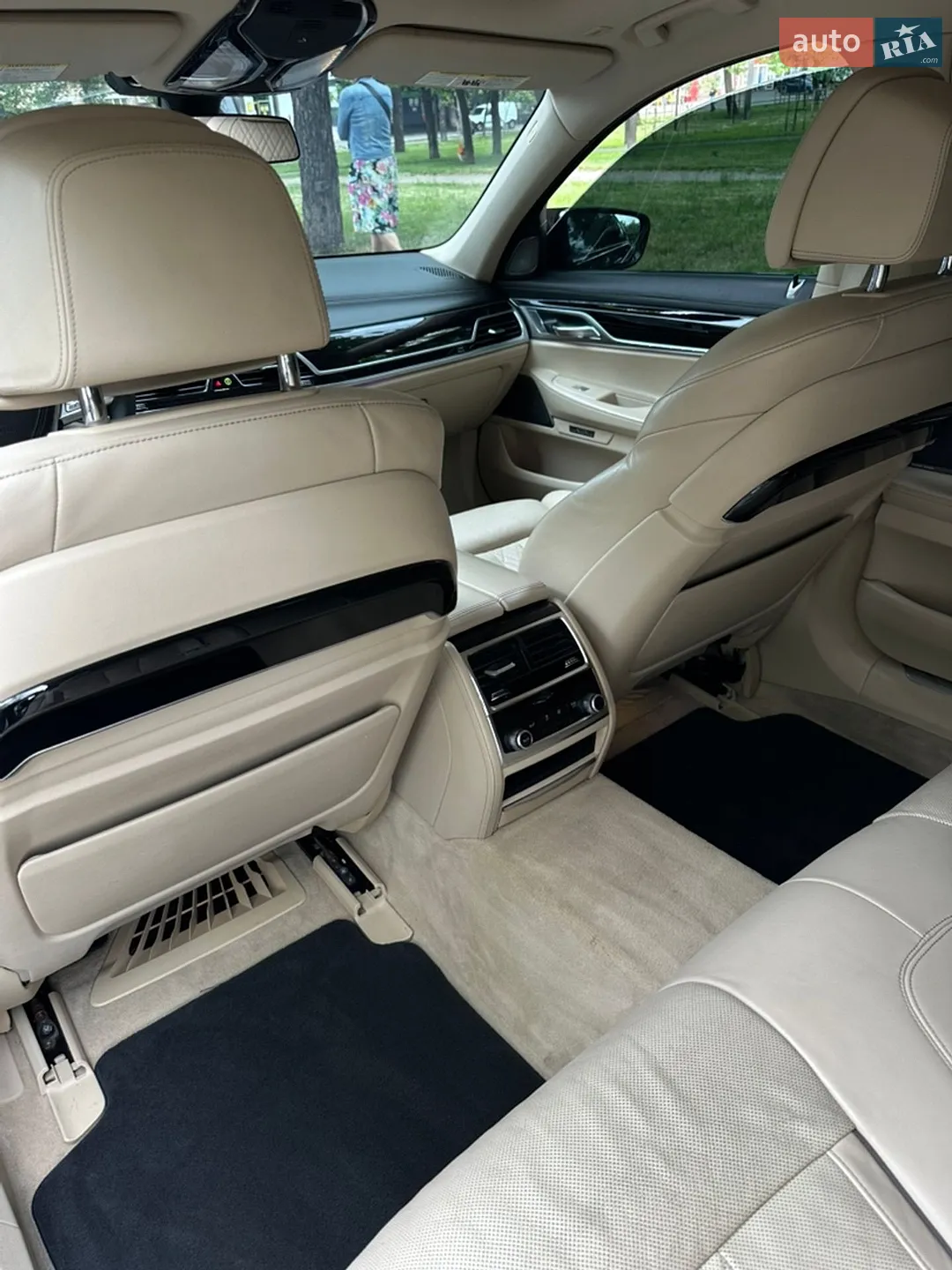 2015 BMW 7er - мініатюра 35