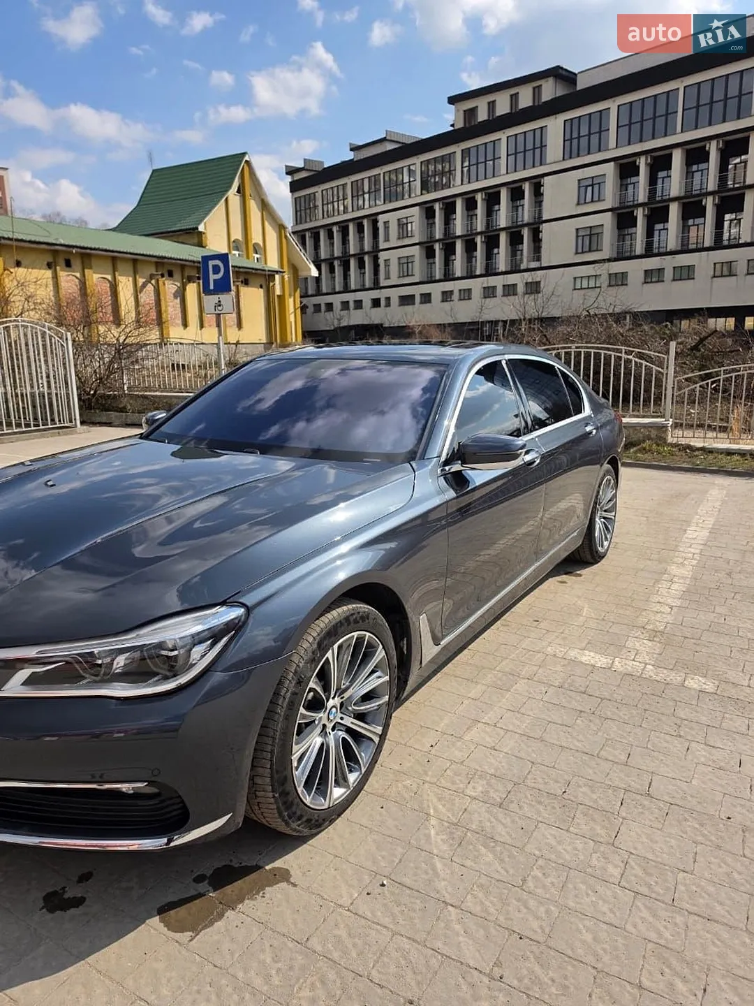 2015 BMW 7er - мініатюра 4