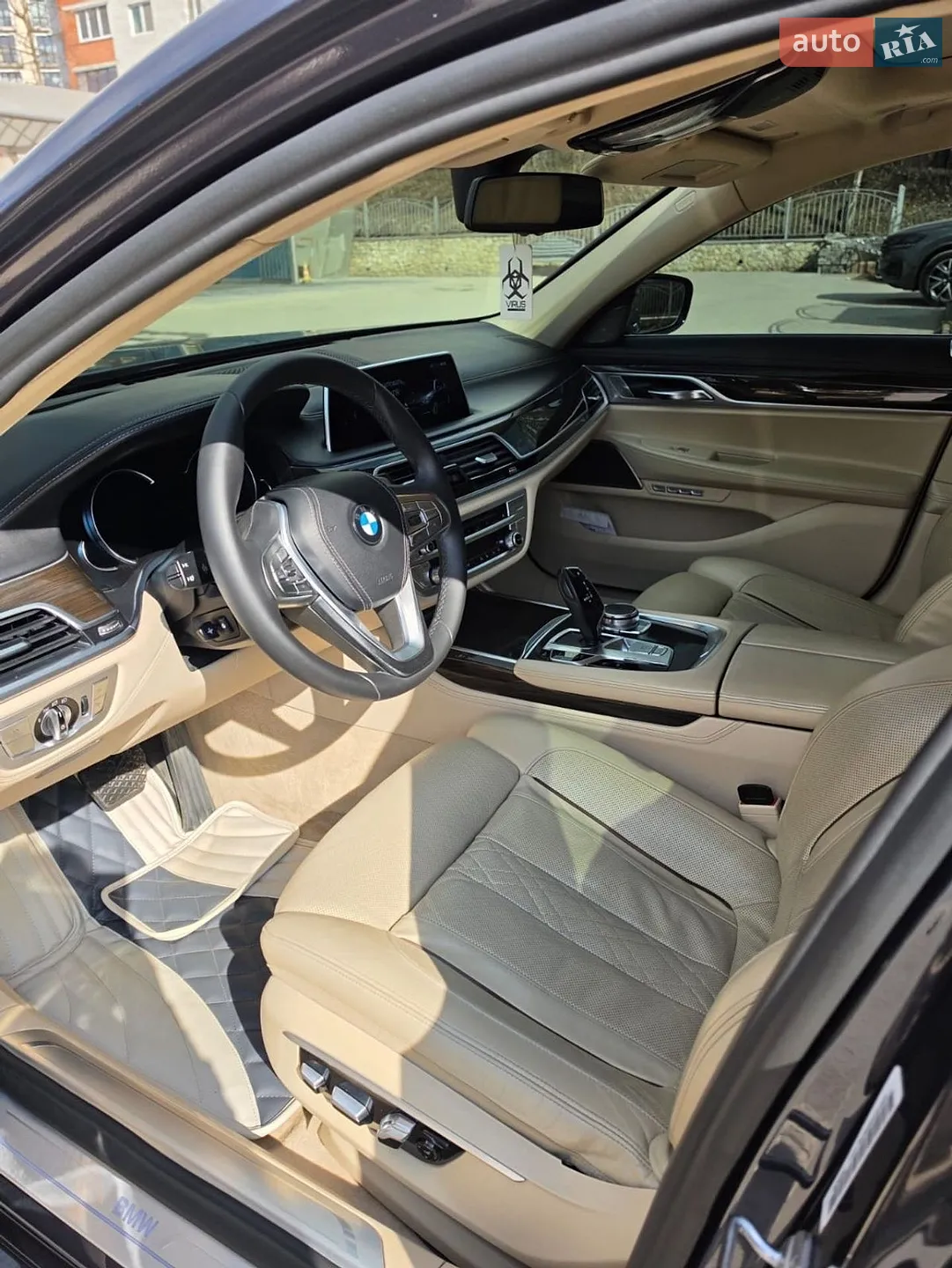 2015 BMW 7er - мініатюра 13