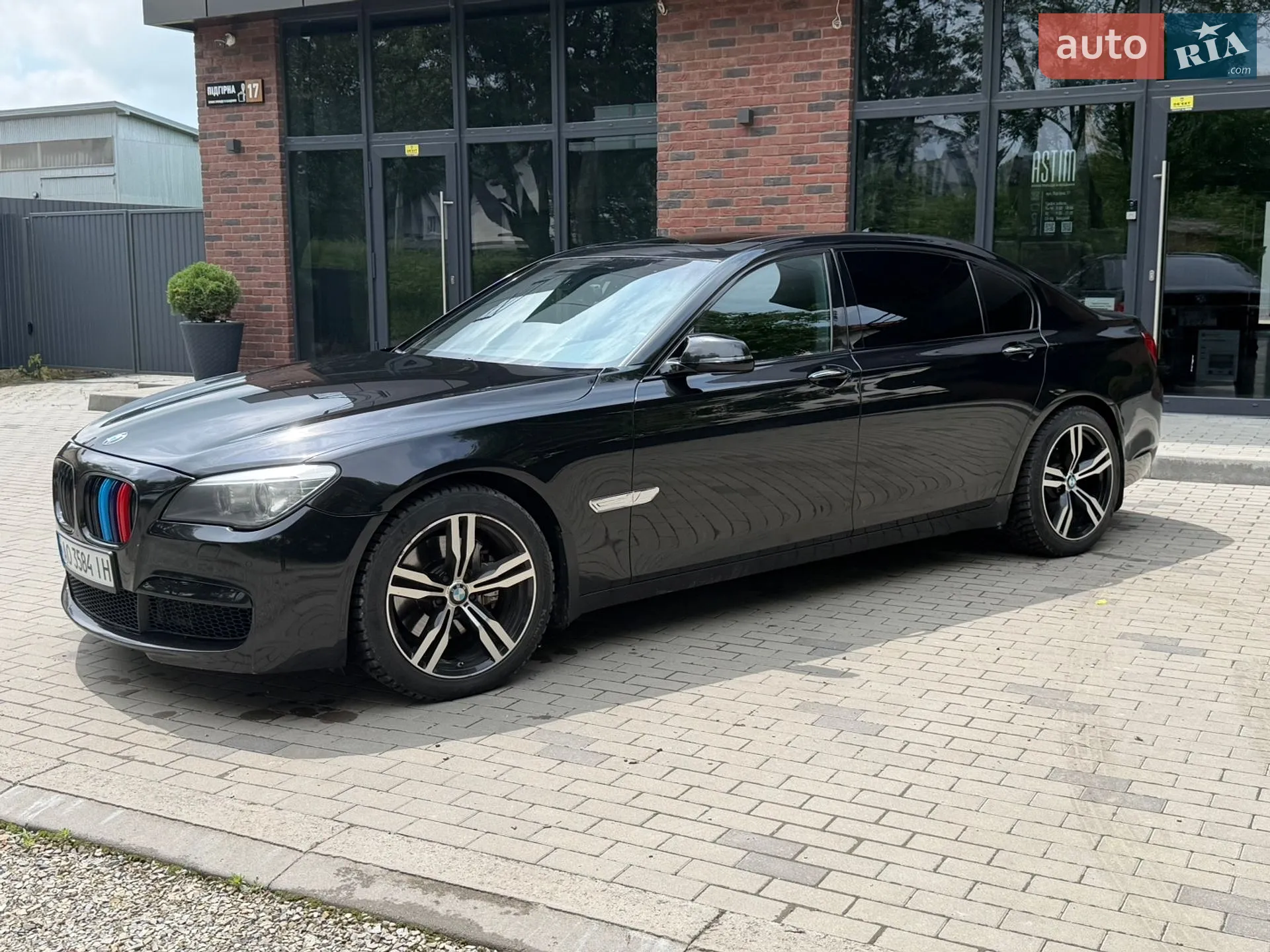 2012 BMW 7er - мініатюра 2