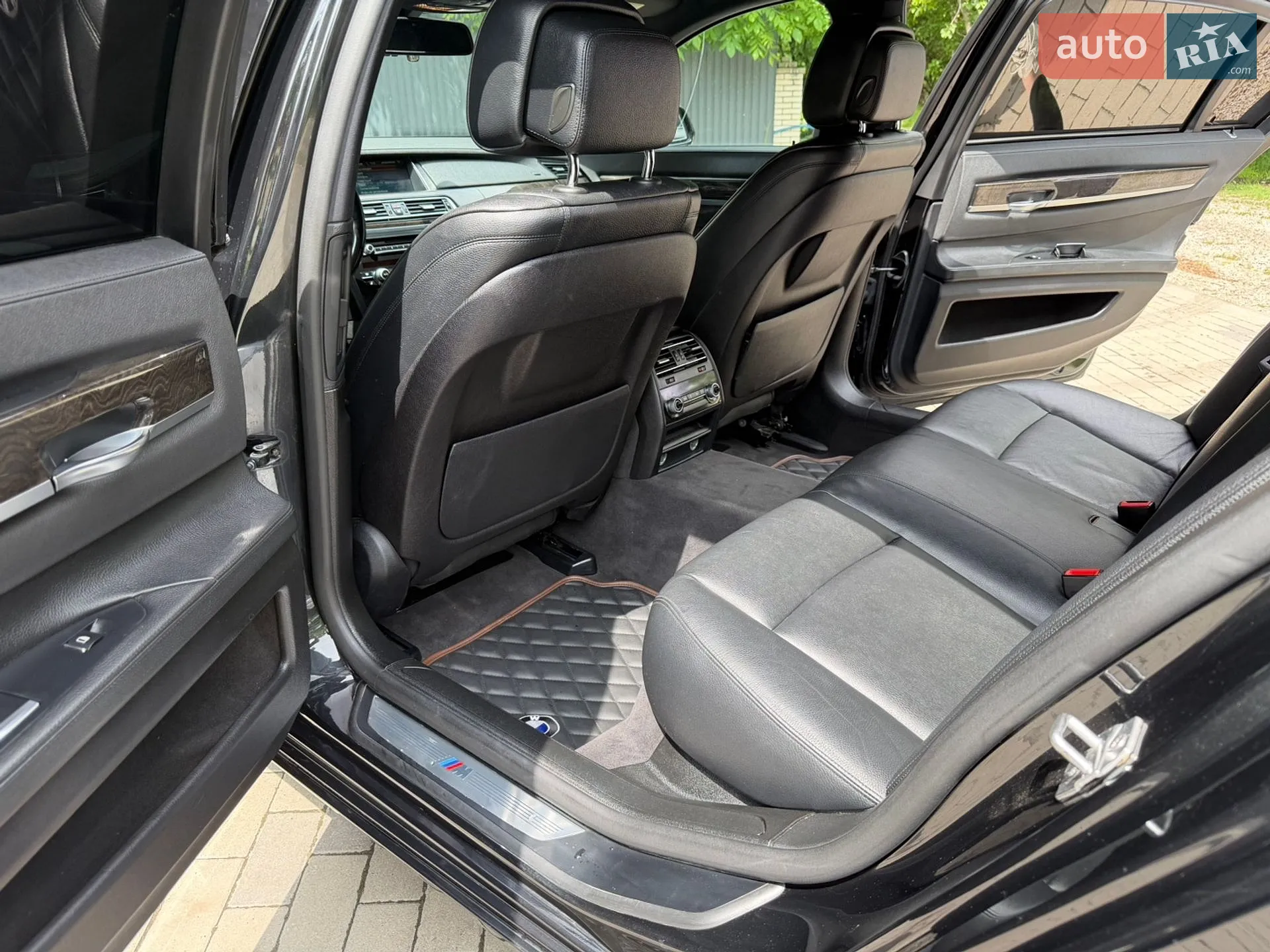 2012 BMW 7er - мініатюра 24