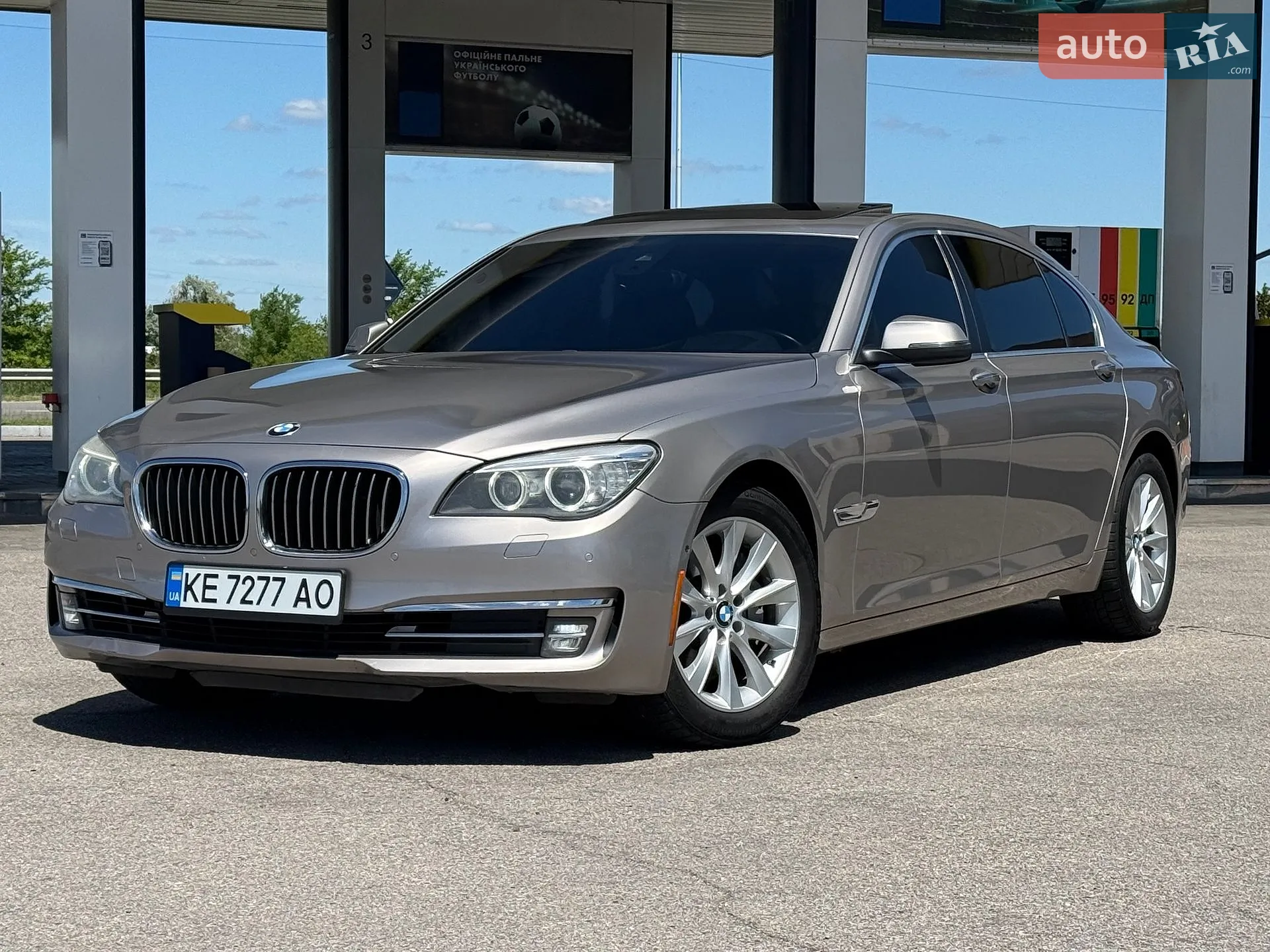 2015 BMW 7er - мініатюра 2