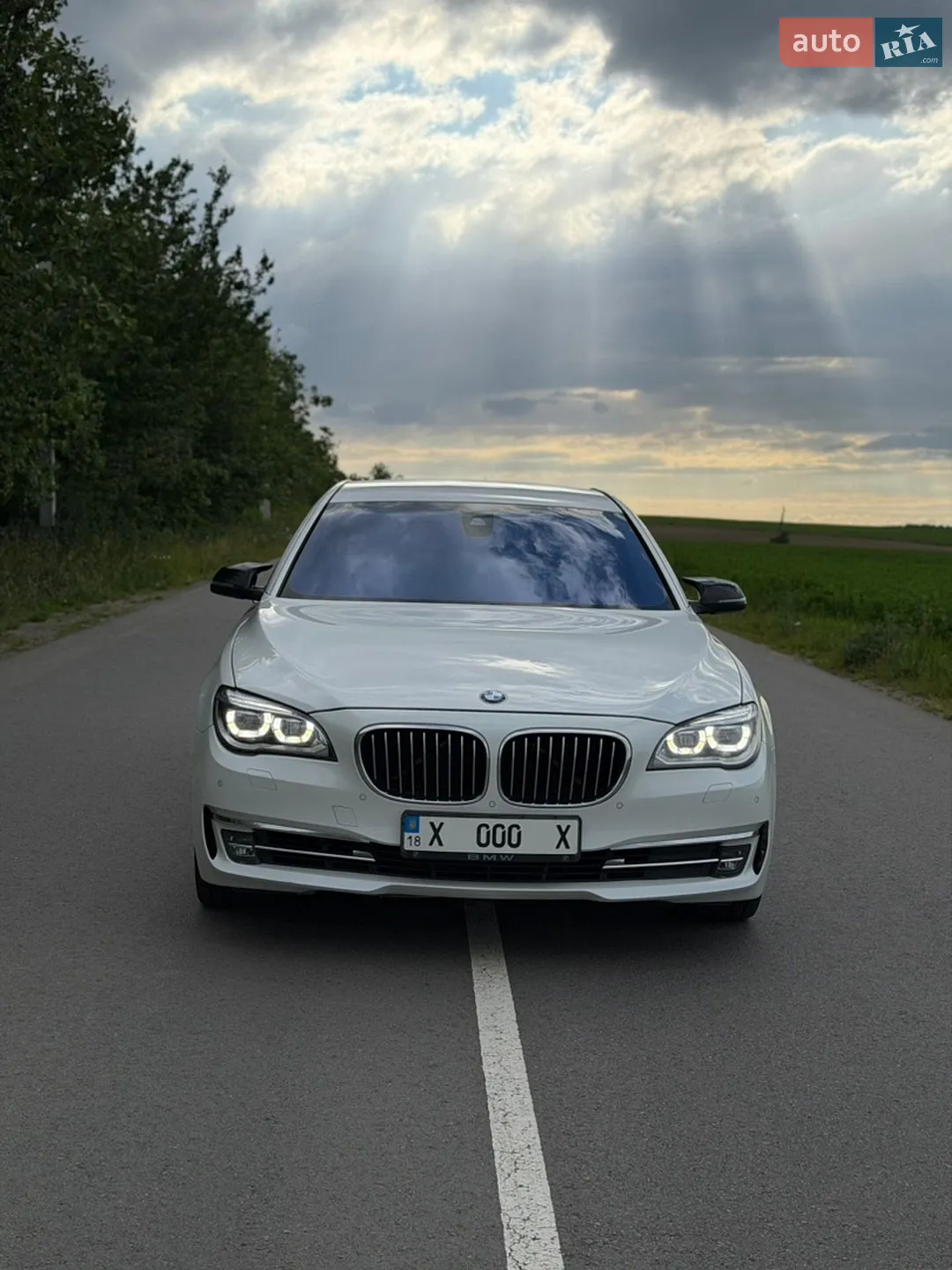 2012 BMW 7er - мініатюра 2