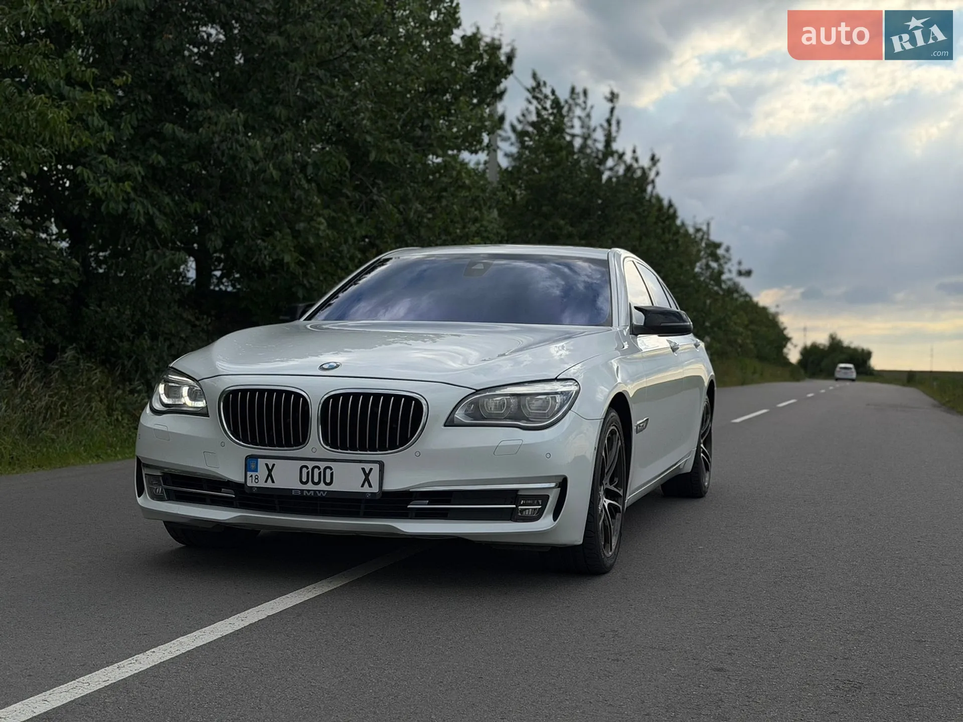 2012 BMW 7er - мініатюра 4