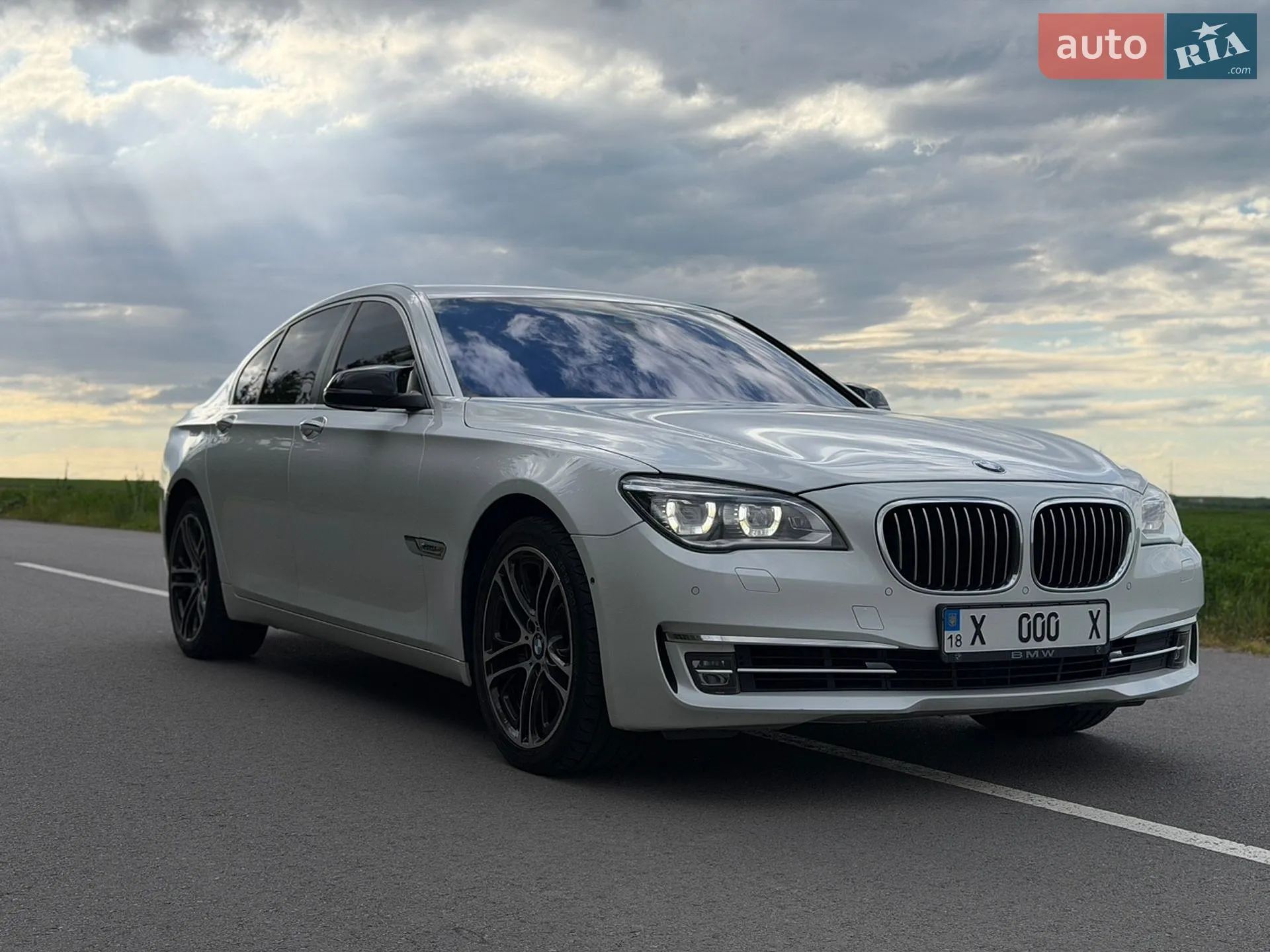 2012 BMW 7er - мініатюра 7