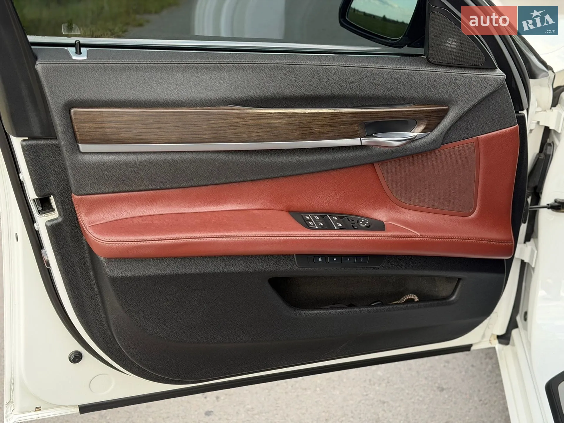 2012 BMW 7er - мініатюра 26