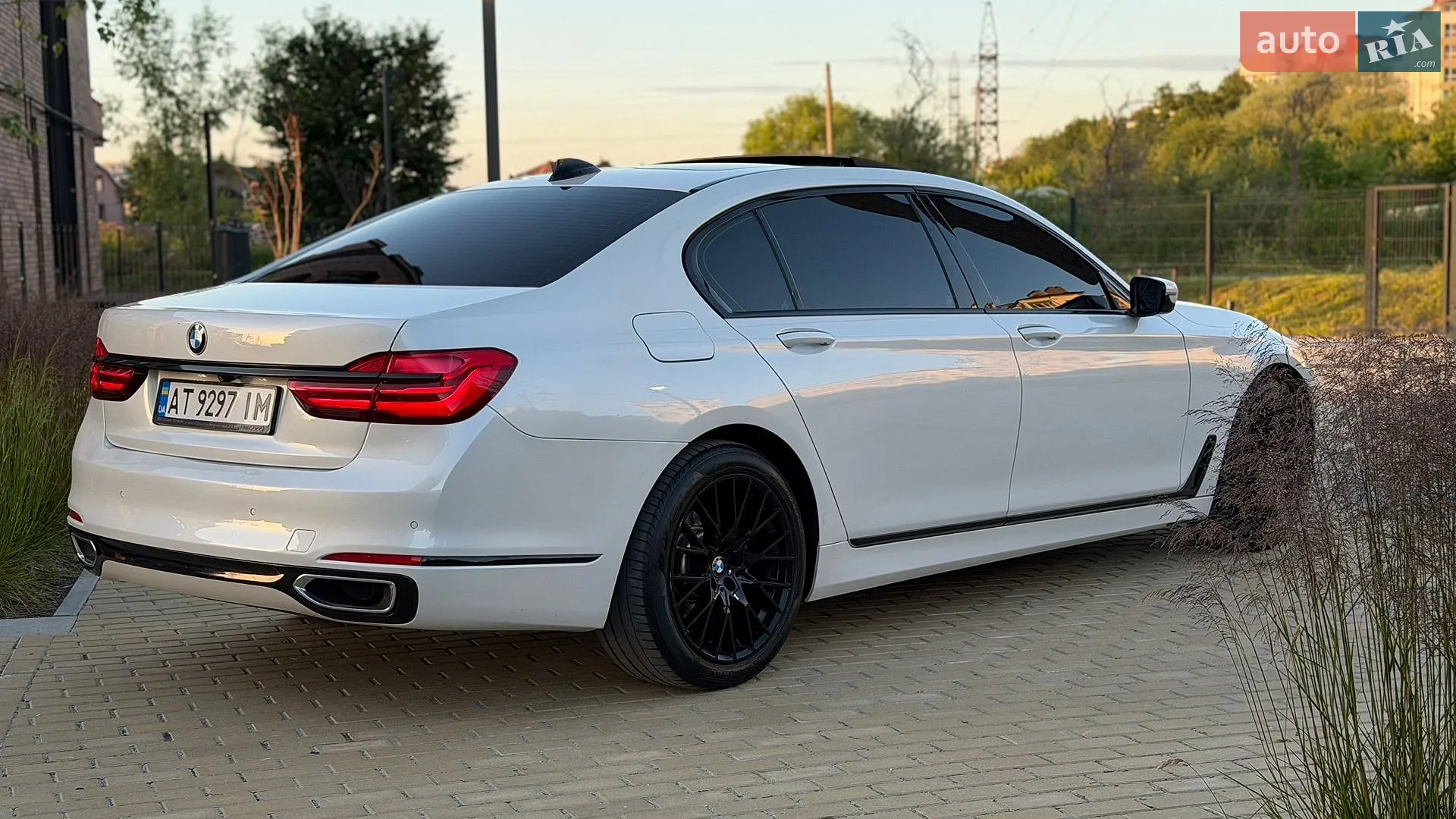 2015 BMW 7er - мініатюра 14