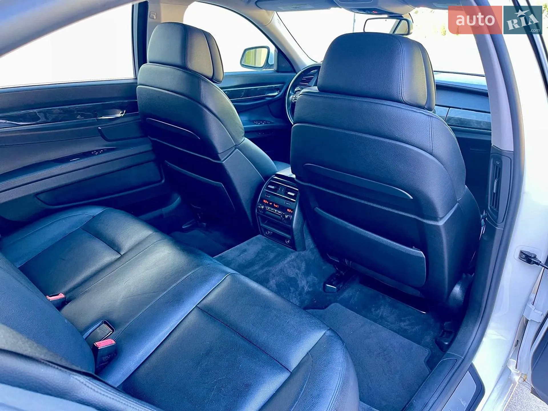 2012 BMW 7er - мініатюра 32
