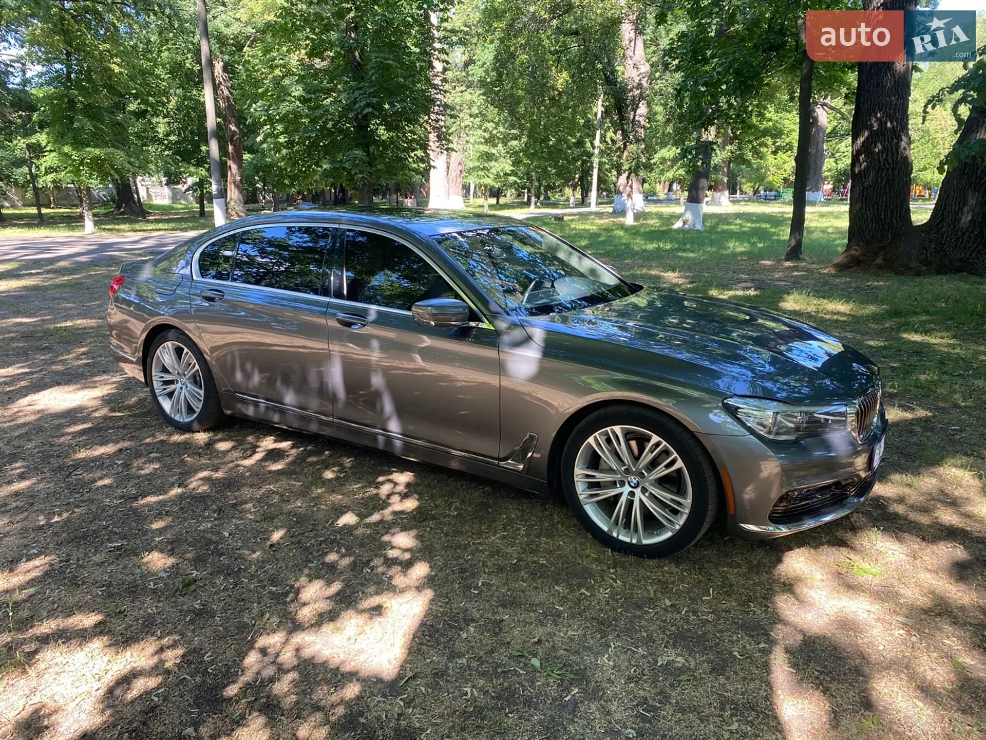 2015 BMW 7er - мініатюра 2