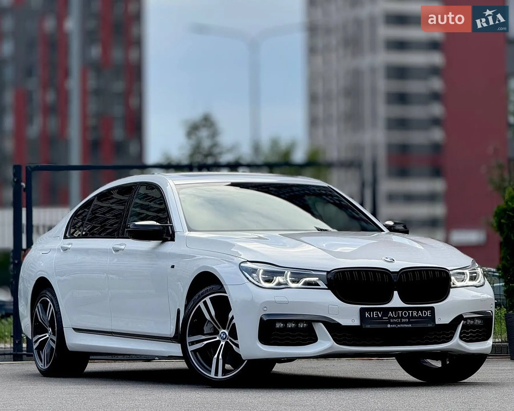 2016 BMW 7er - фото 1