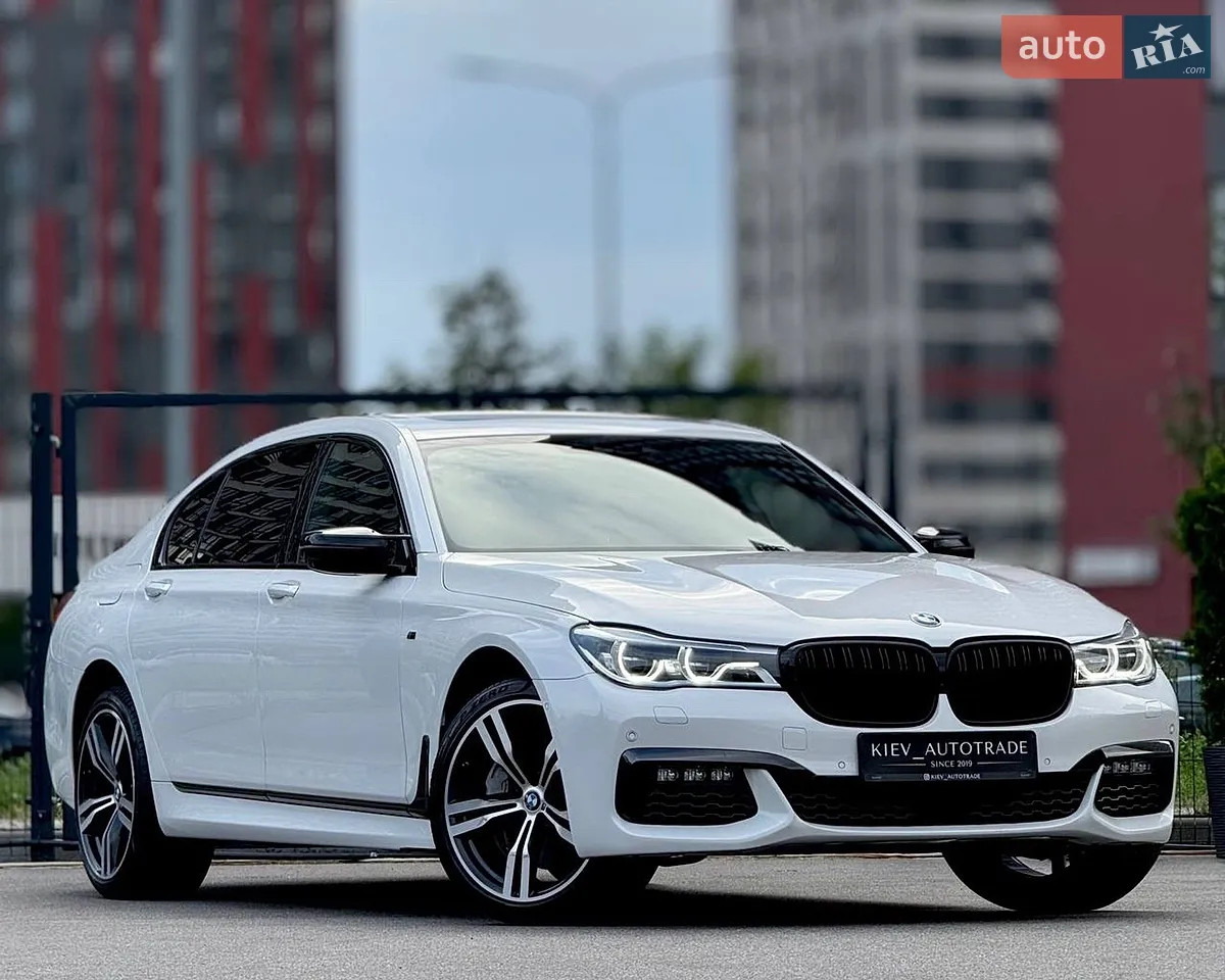 2017 BMW 7er - мініатюра 18