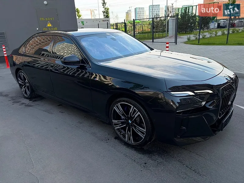 BMW 7 Series 2025 VIN WBA21EJ050CV85123 фото оголошення 16 з 135