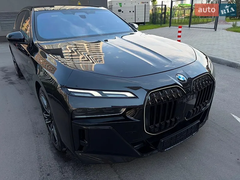 BMW 7 Series 2025 VIN WBA21EJ050CV85123 фото оголошення 27 з 135