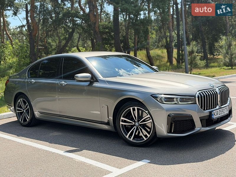 Седан BMW 7 Series 2022 в Киеве