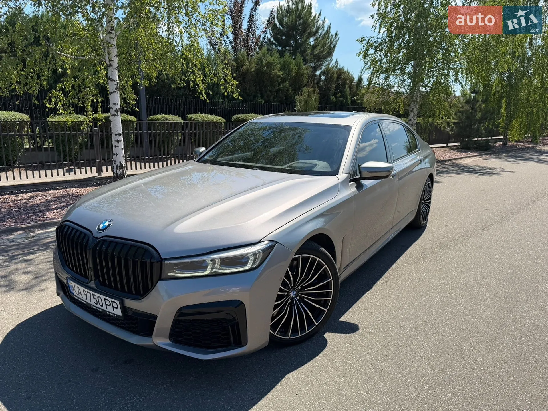 2019 BMW 7er - фото 1