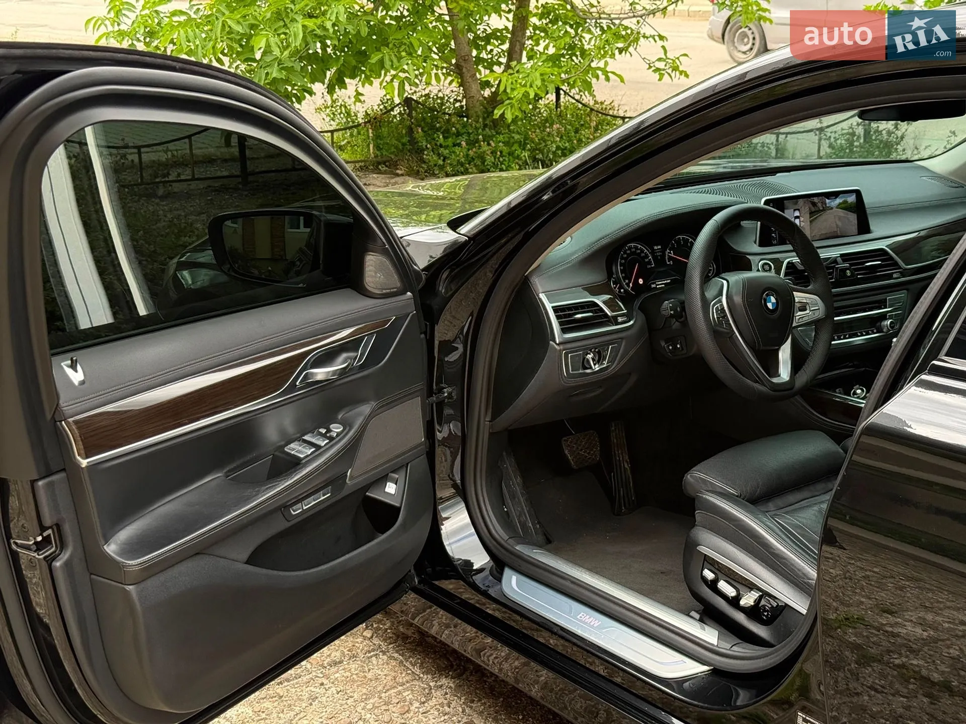 2015 BMW 7er - мініатюра 13
