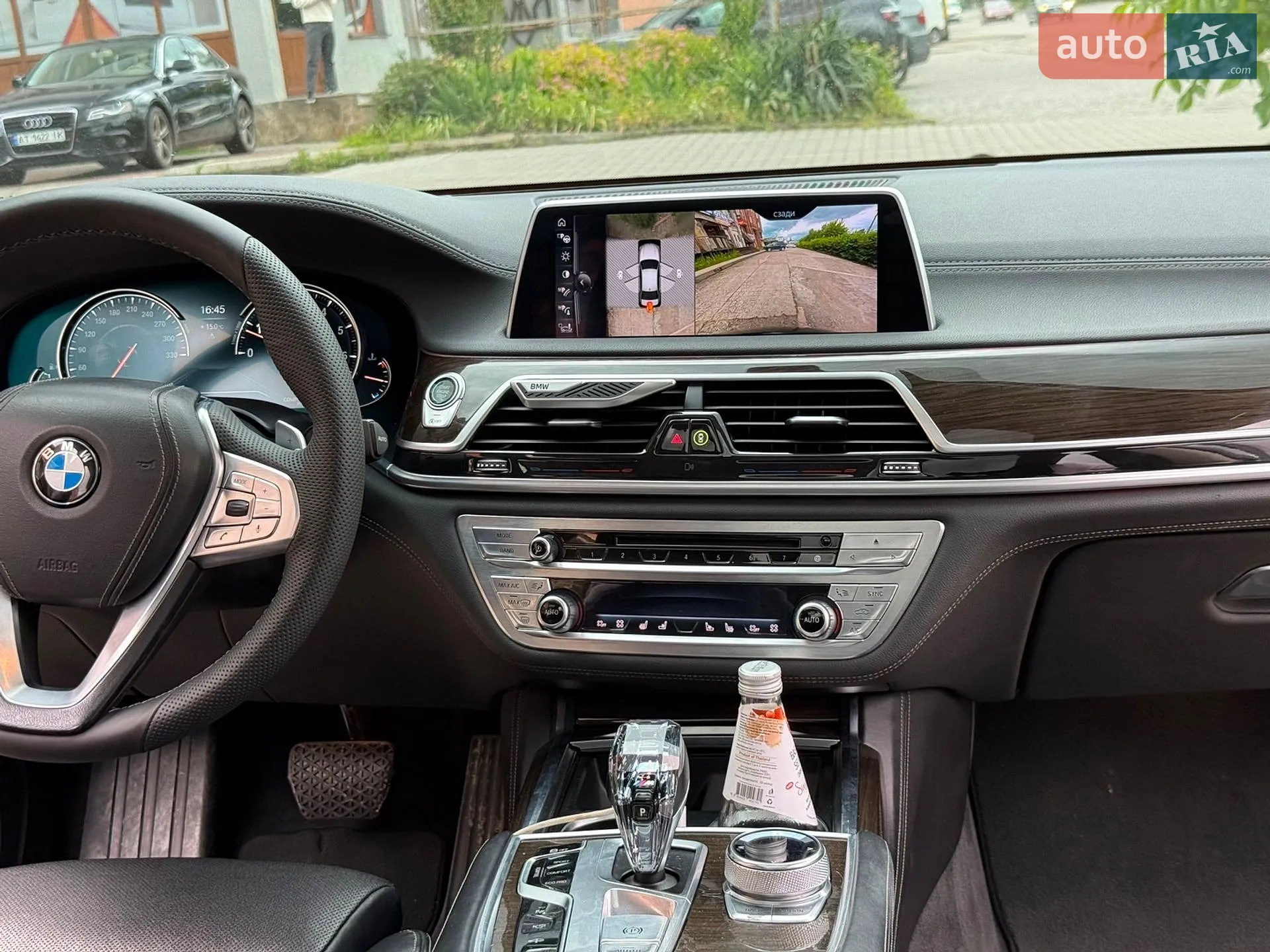 2015 BMW 7er - мініатюра 15