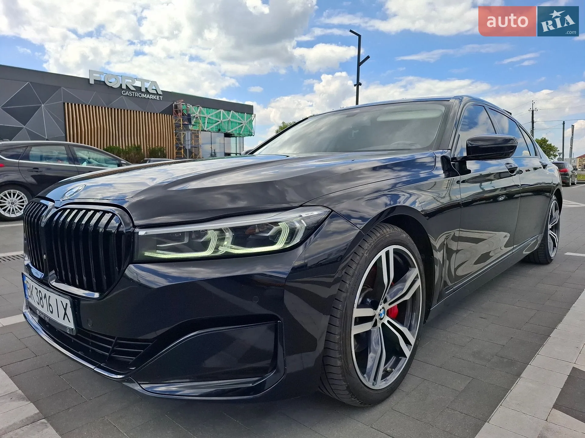 2019 BMW 7er - фото 1