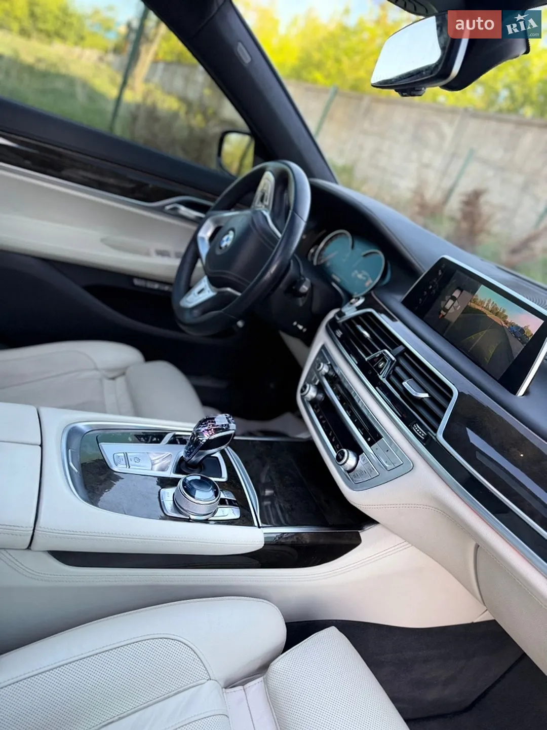 2016 BMW 7er - мініатюра 15