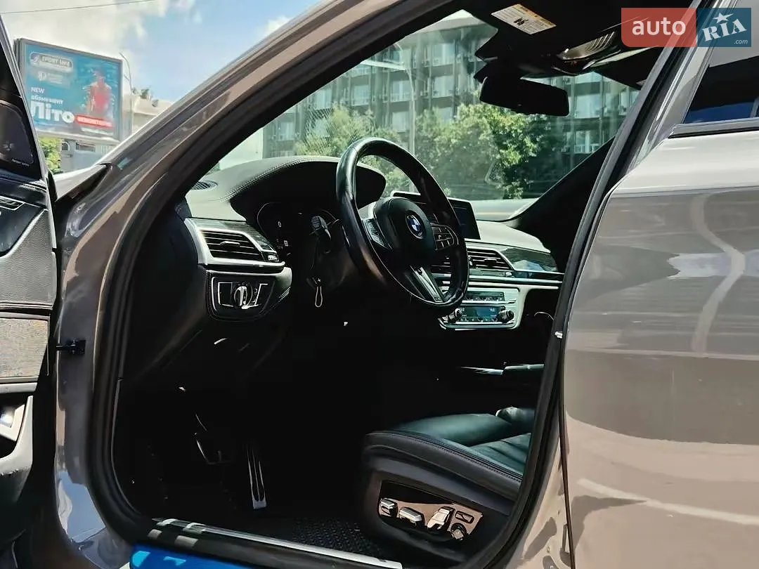 2020 BMW 7er - мініатюра 16
