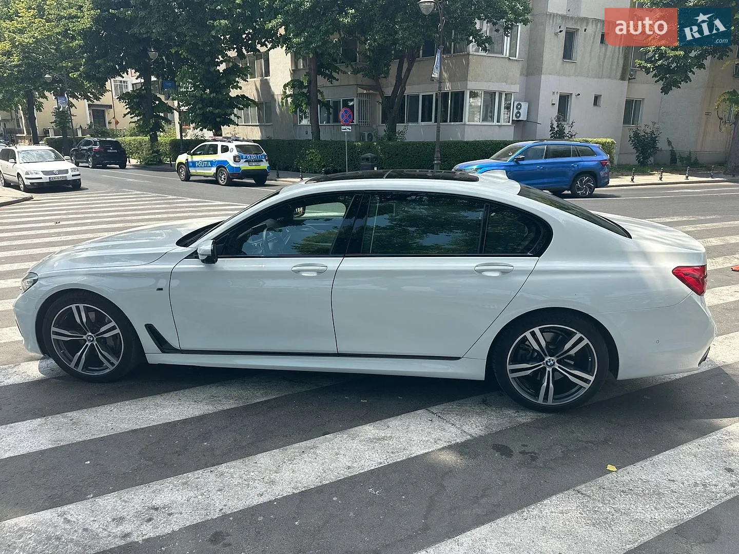 2015 BMW 7er - мініатюра 8