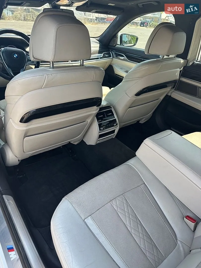 2015 BMW 7er - мініатюра 13