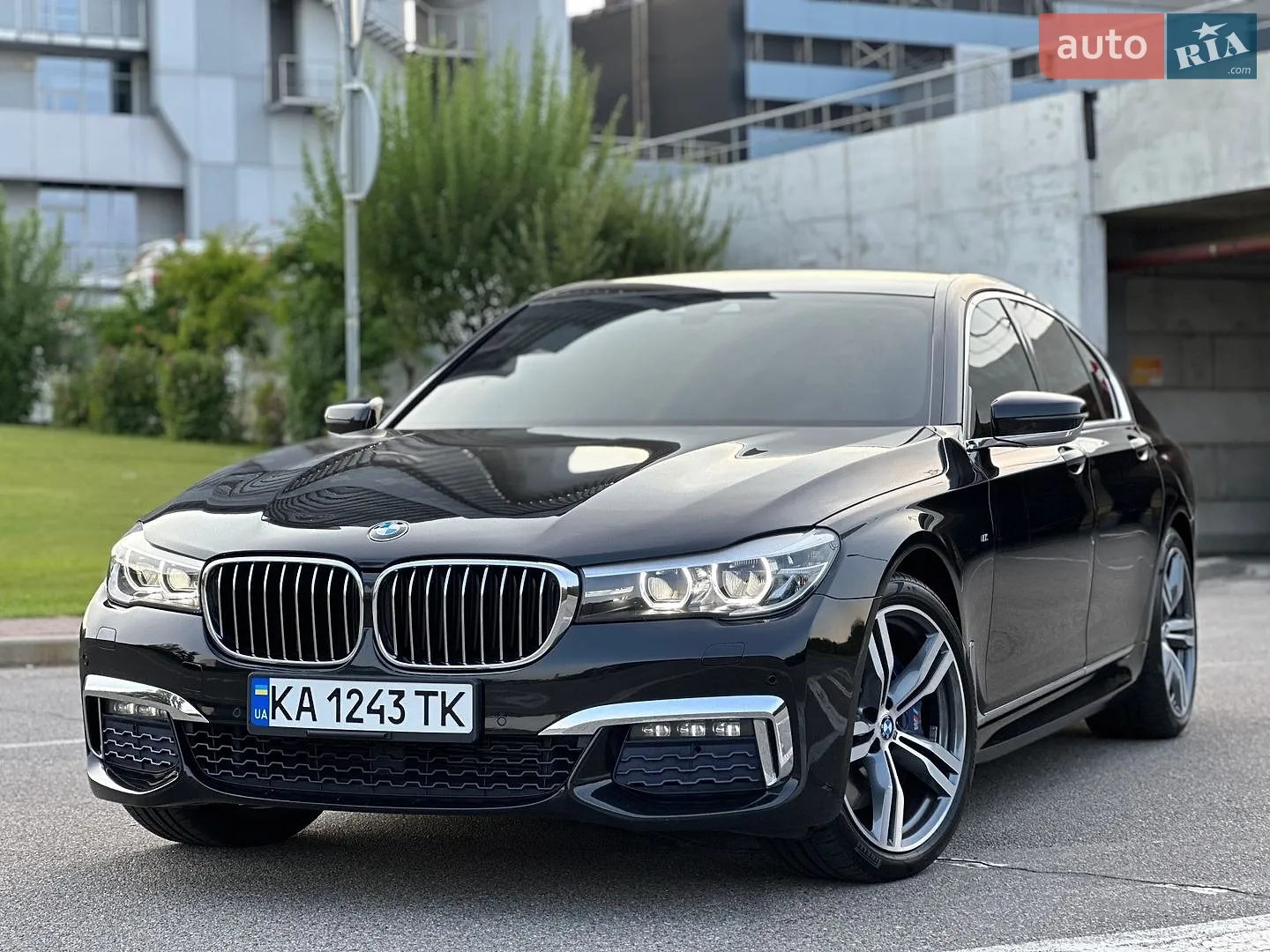 2017 BMW 7er - мініатюра 14