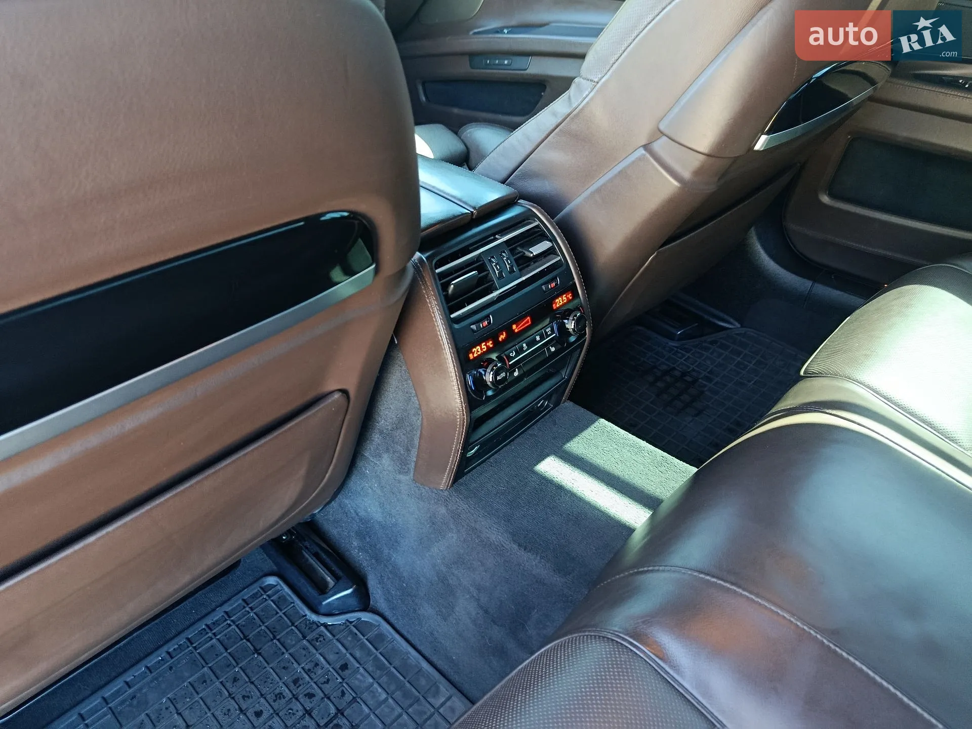 2014 BMW 7er - мініатюра 18
