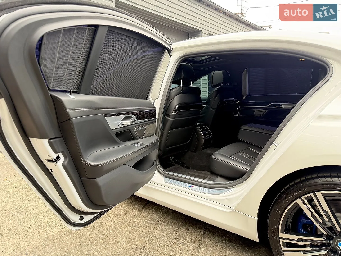 2020 BMW 7er - мініатюра 27