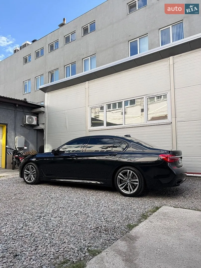 2017 BMW 7er - мініатюра 3