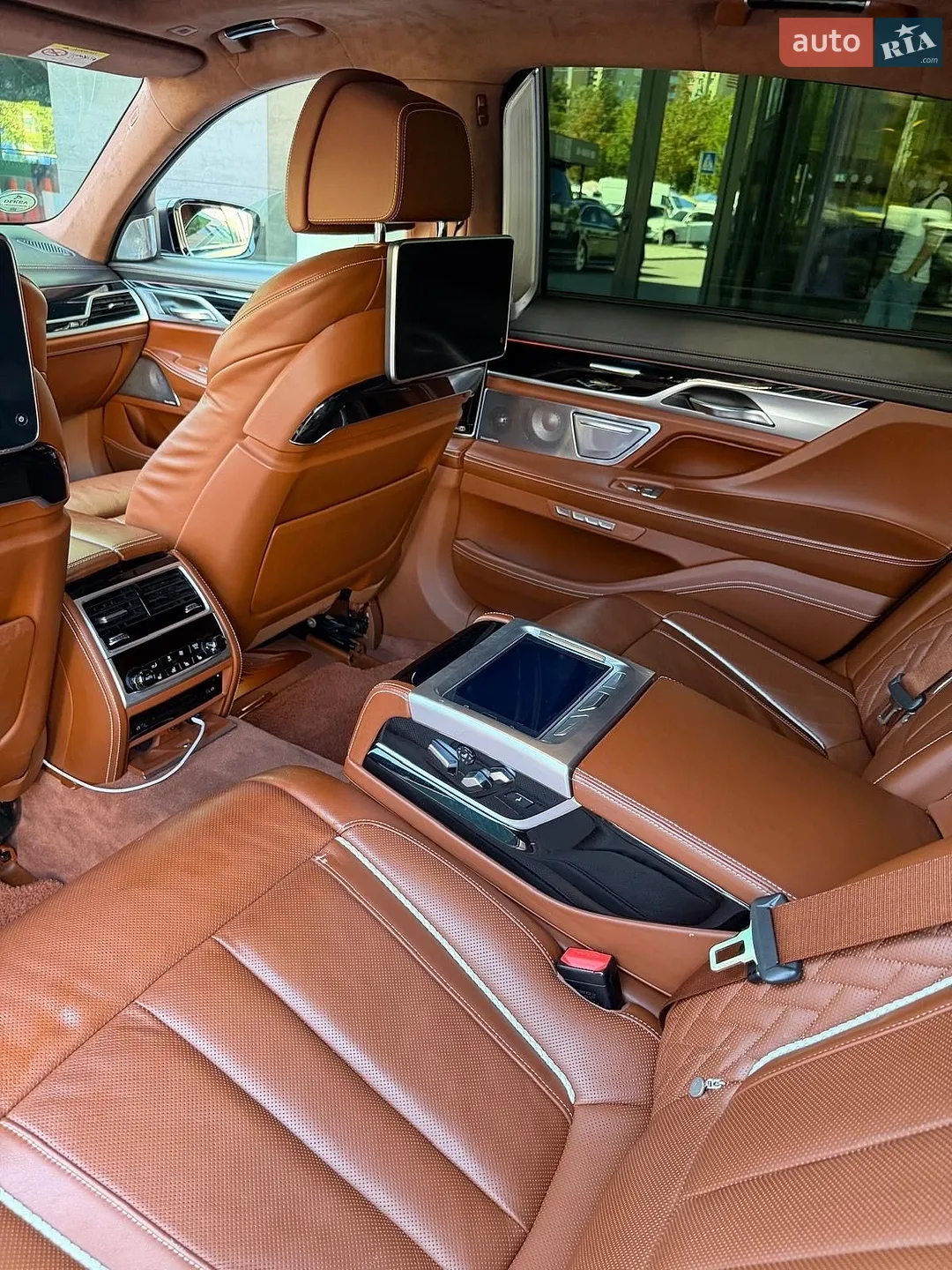 2017 BMW 7er - мініатюра 12