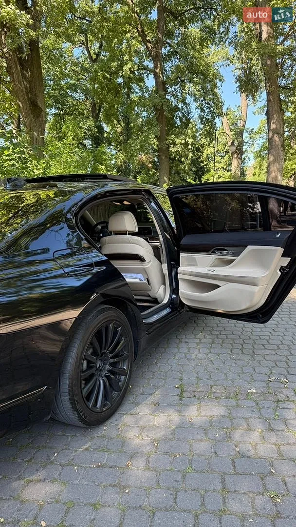 2015 BMW 7er - мініатюра 12