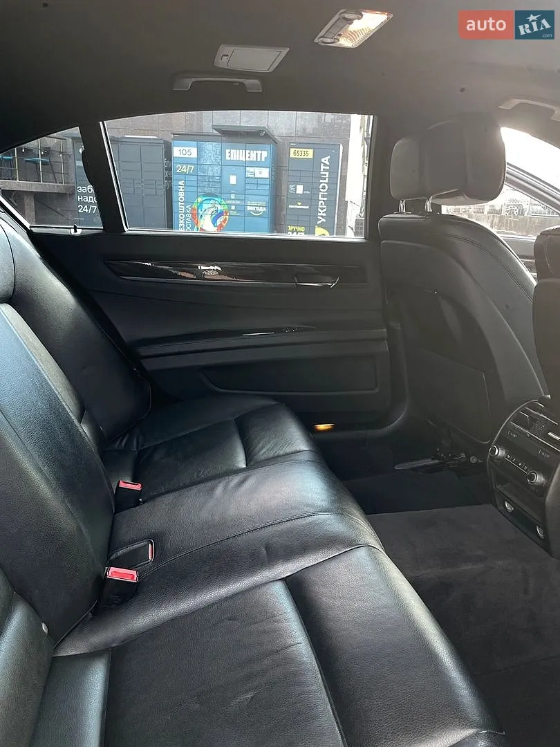 2012 BMW 7er - мініатюра 2